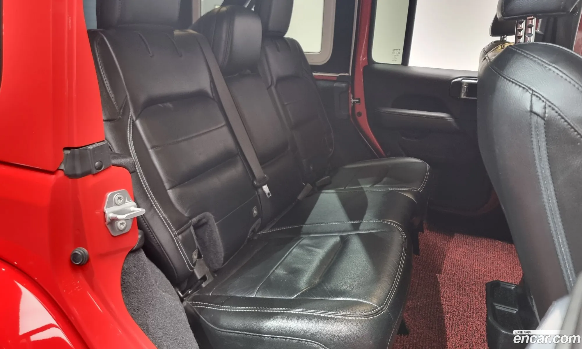Jeep Wrangler 2019 1C4HJXEN2KW625772 — 17