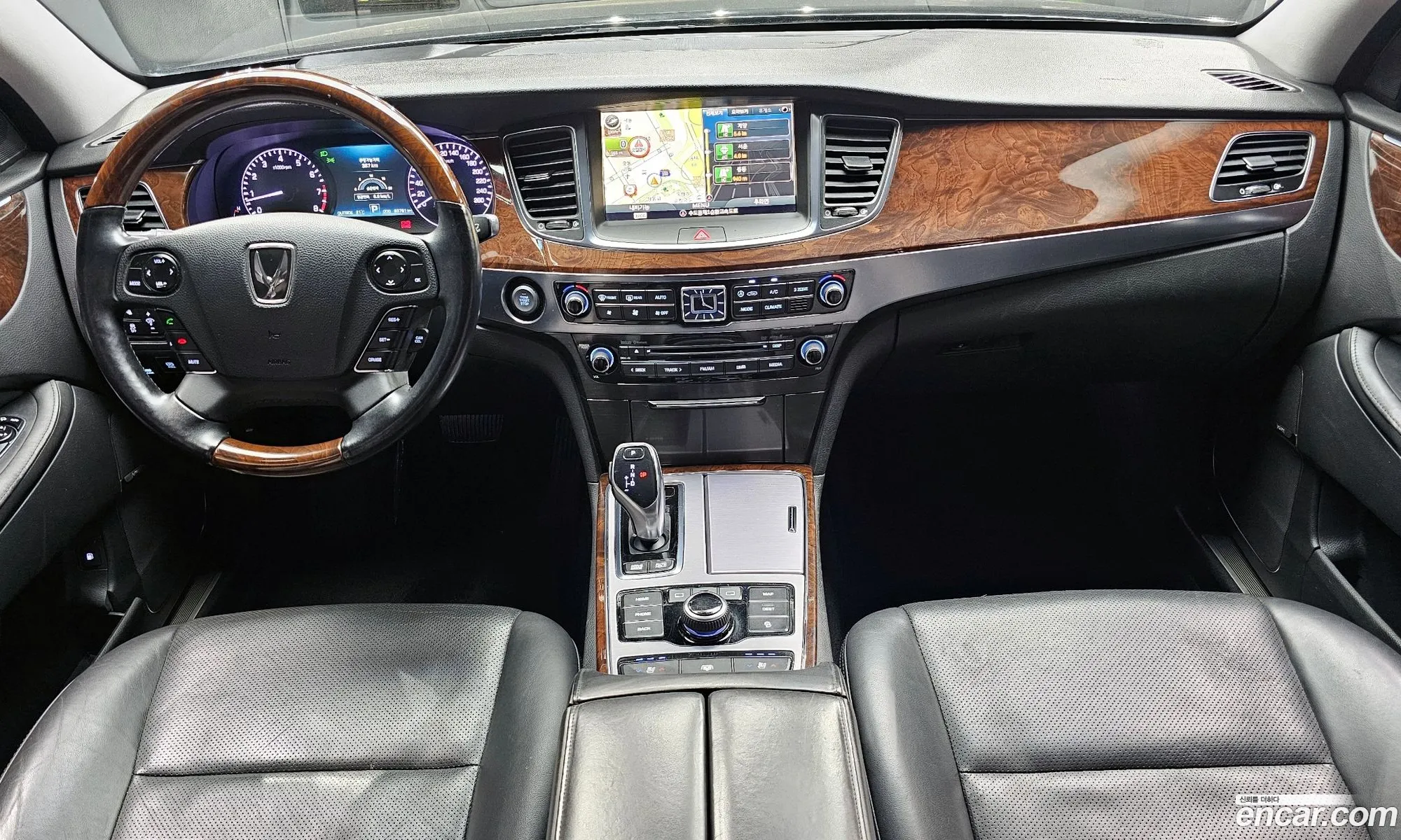 Hyundai Equus 2013 — 8