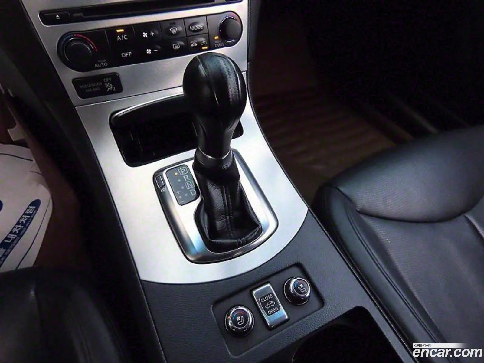 Infiniti G37 2009 — 16