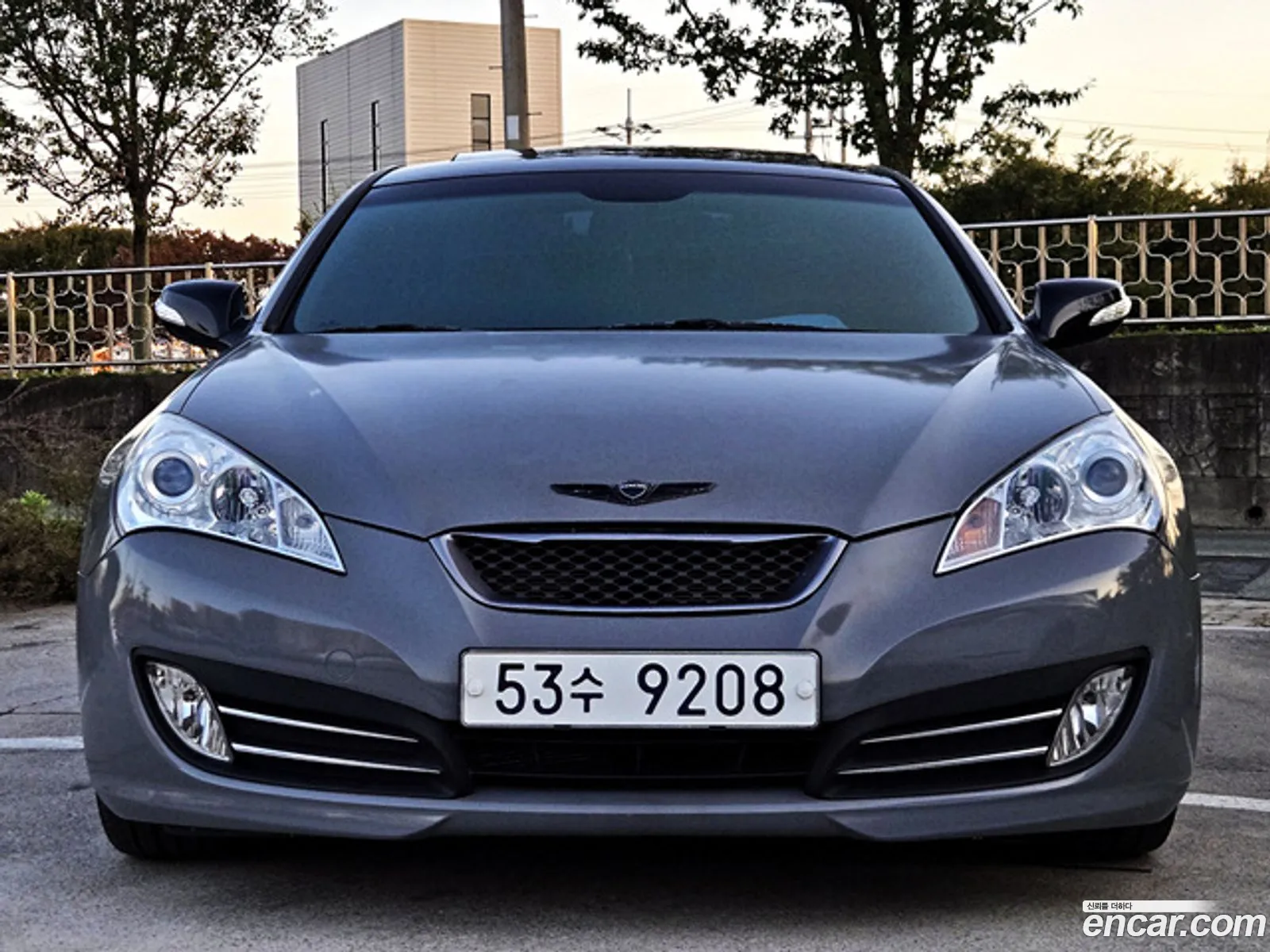 Hyundai Genesis Coupe 2010 — 3