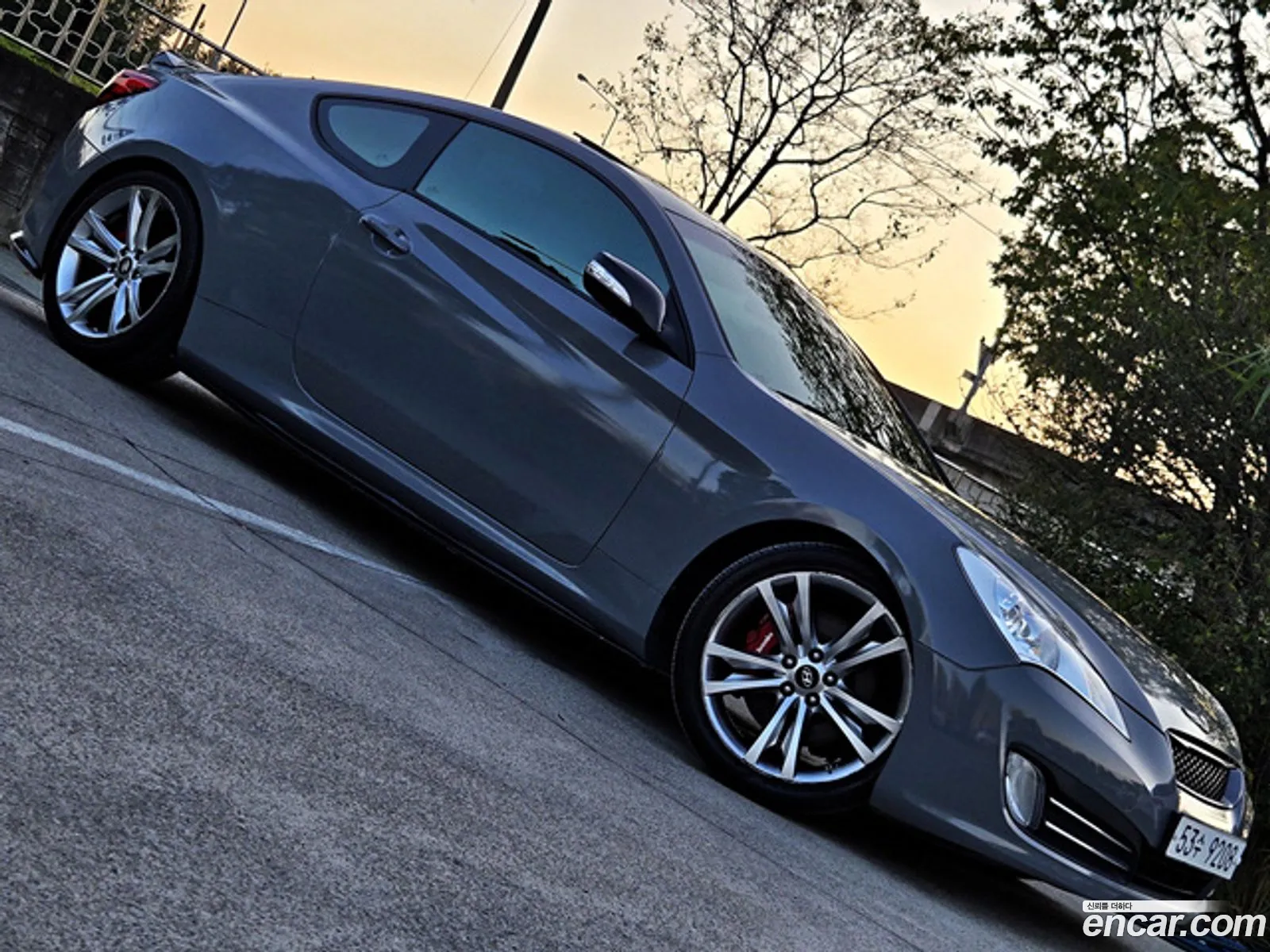 Hyundai Genesis Coupe 2010 — 12