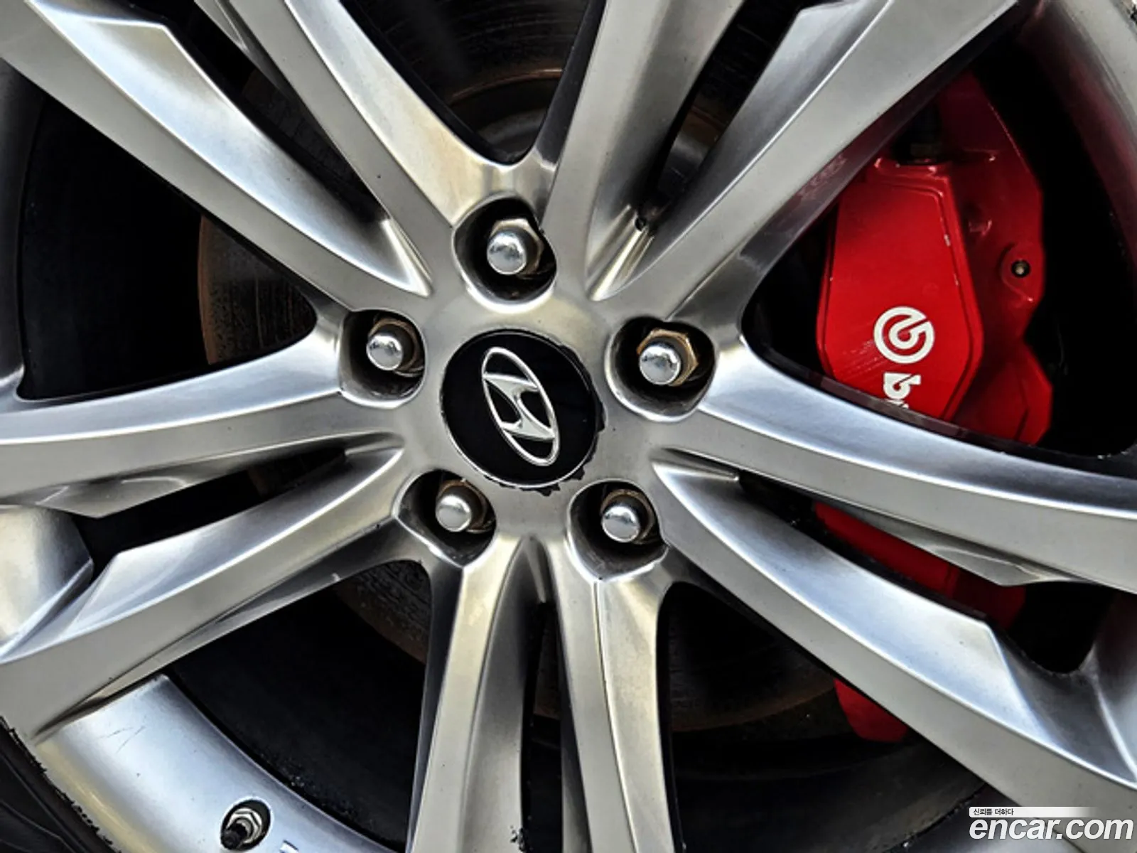 Hyundai Genesis Coupe 2010 — 19