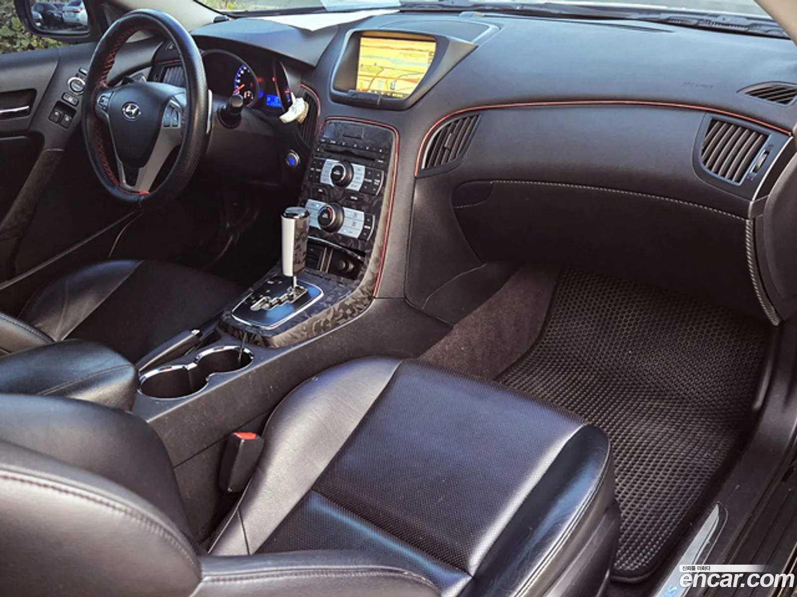 Hyundai Genesis Coupe 2010 — 16