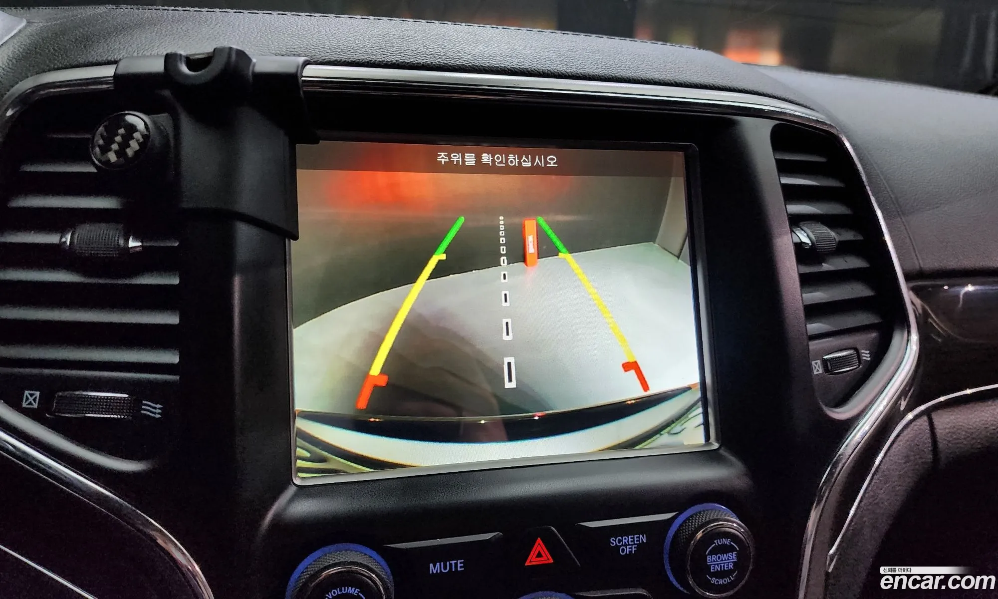 Jeep Grand Cherokee 2018 1C4RJFCM0JC164077 — 3