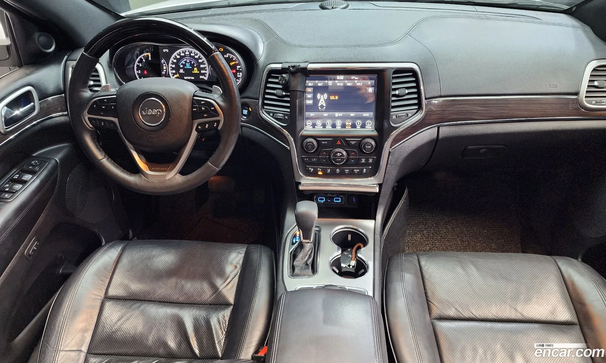 Jeep Grand Cherokee 2018 1C4RJFCM0JC164077 — 17