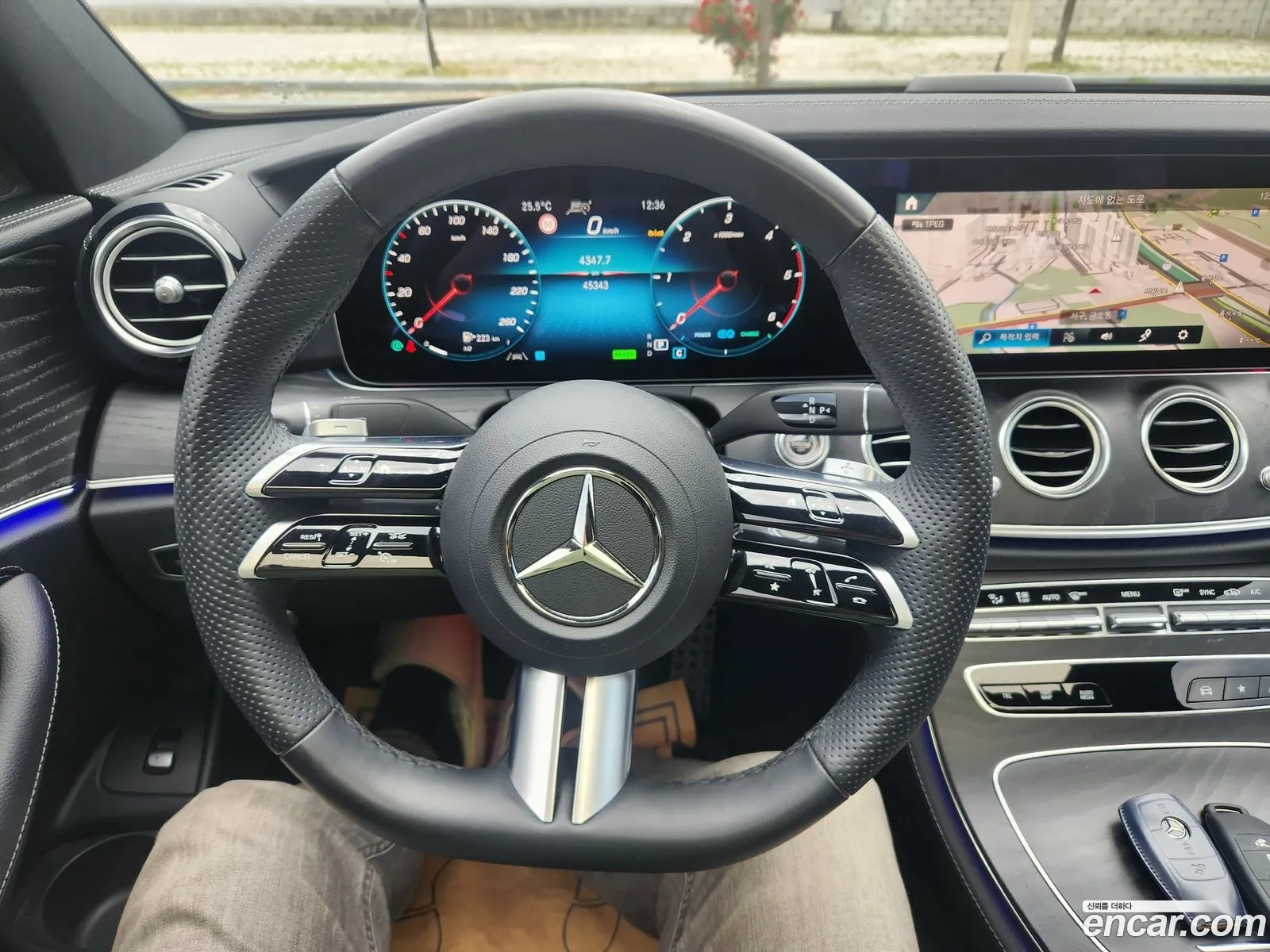 Mercedes-Benz E-Class W213 2023 — 9