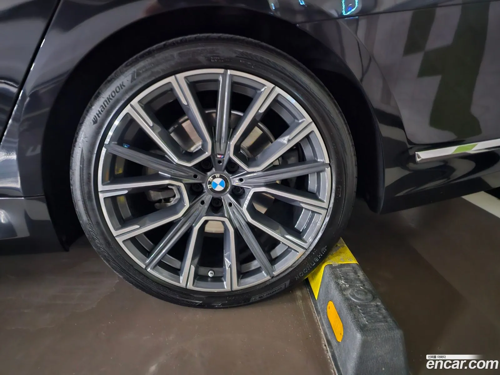 BMW 7 Series 2021 — 6