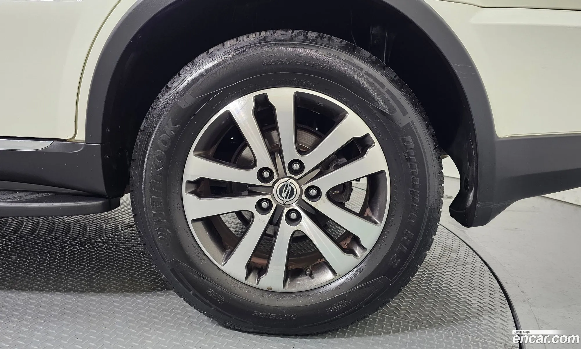 KG Mobility (SsangYong) Rexton W 2014 — 8