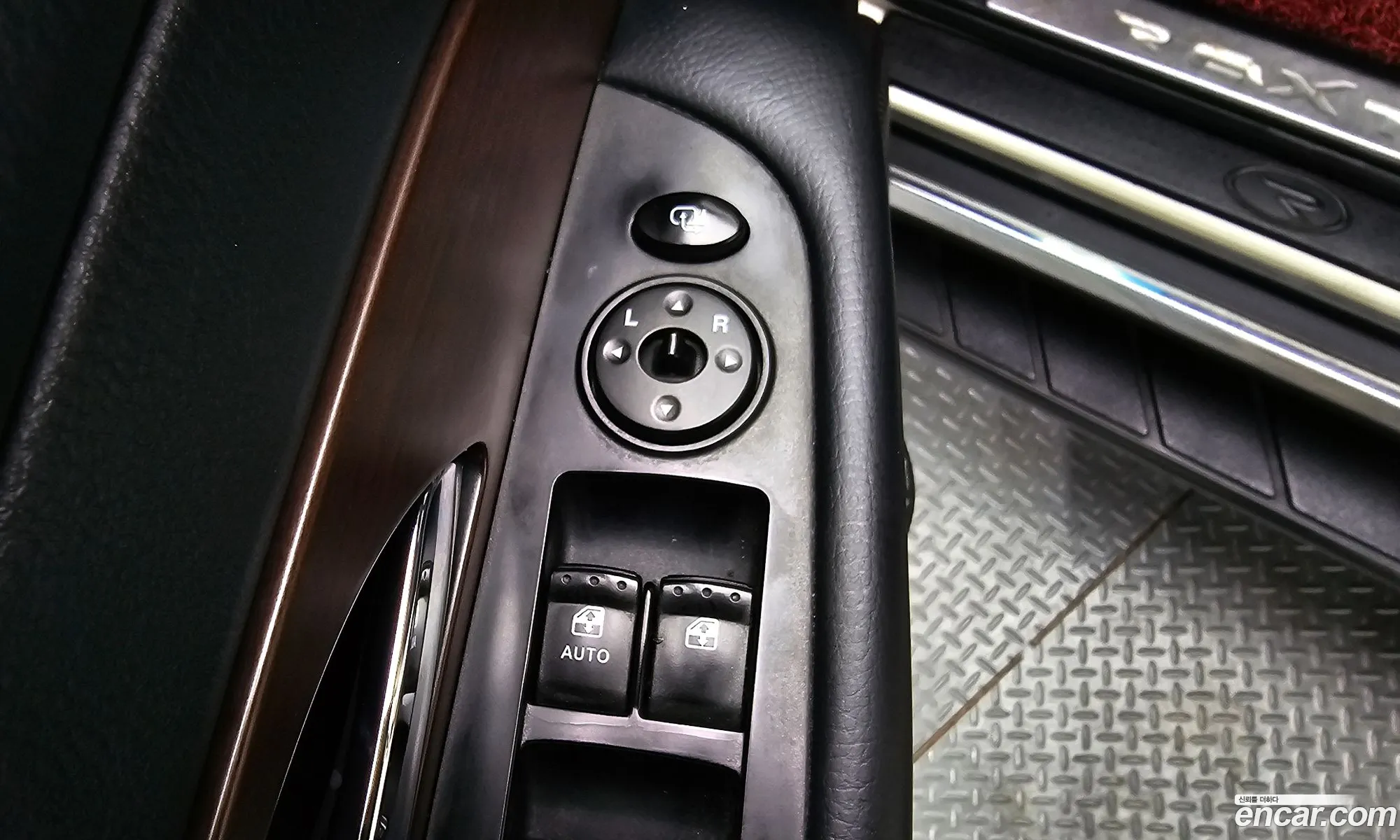 KG Mobility (SsangYong) Rexton W 2014 — 16