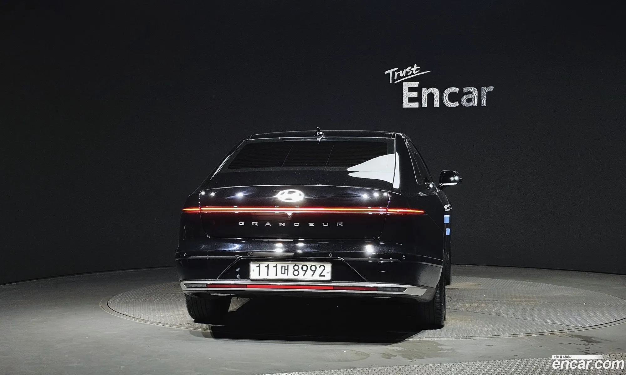 Hyundai Grandeur 2023 — 15