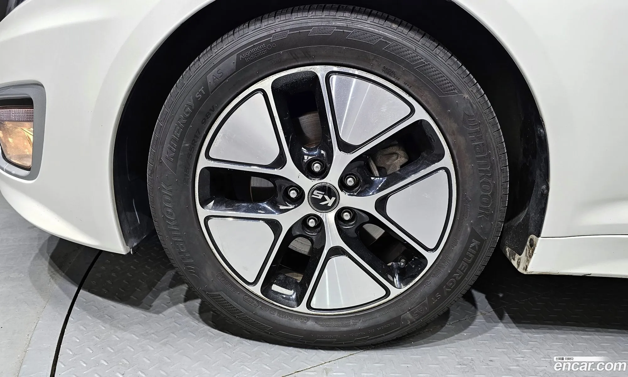Kia K5 Hybrid 2012 — 17