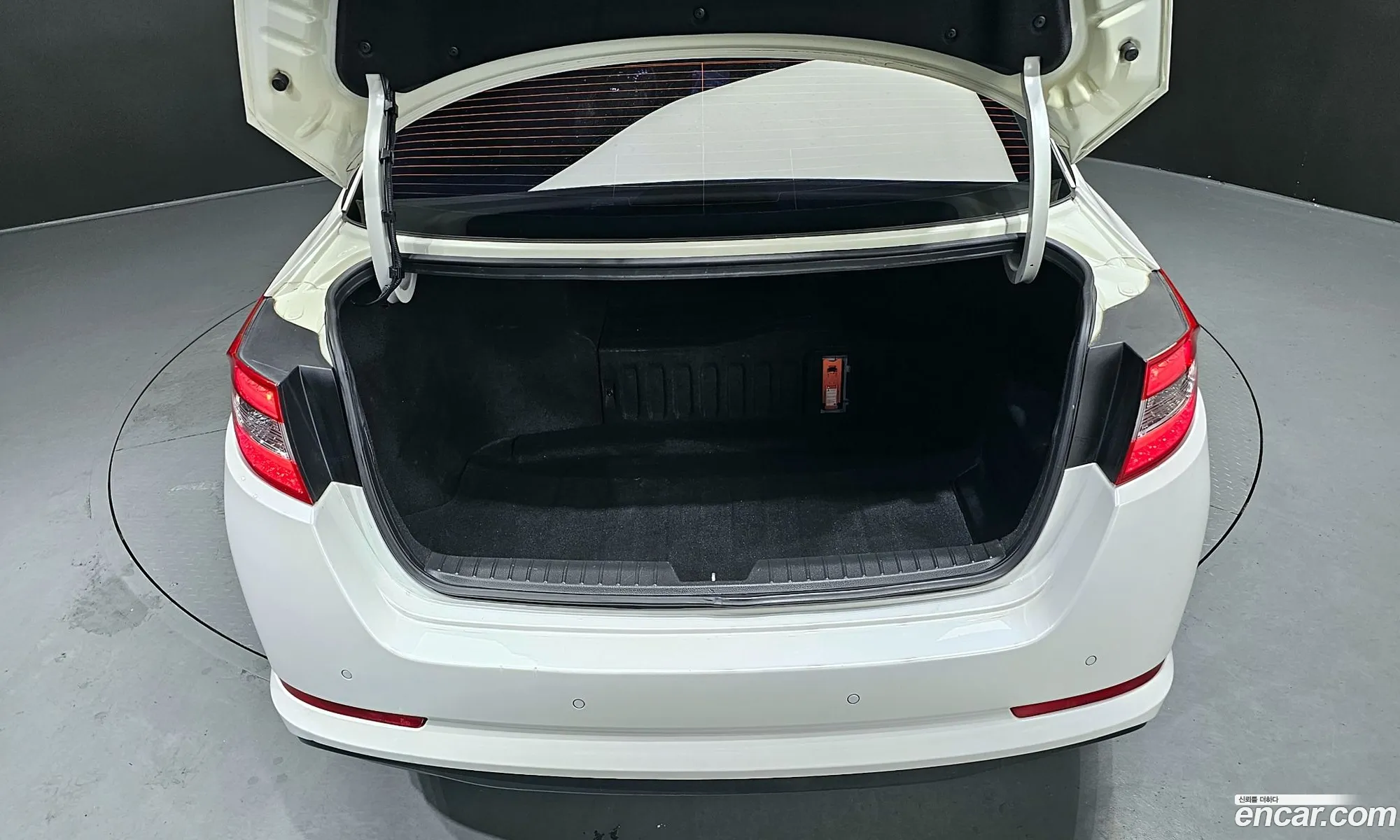 Kia K5 Hybrid 2012 — 6