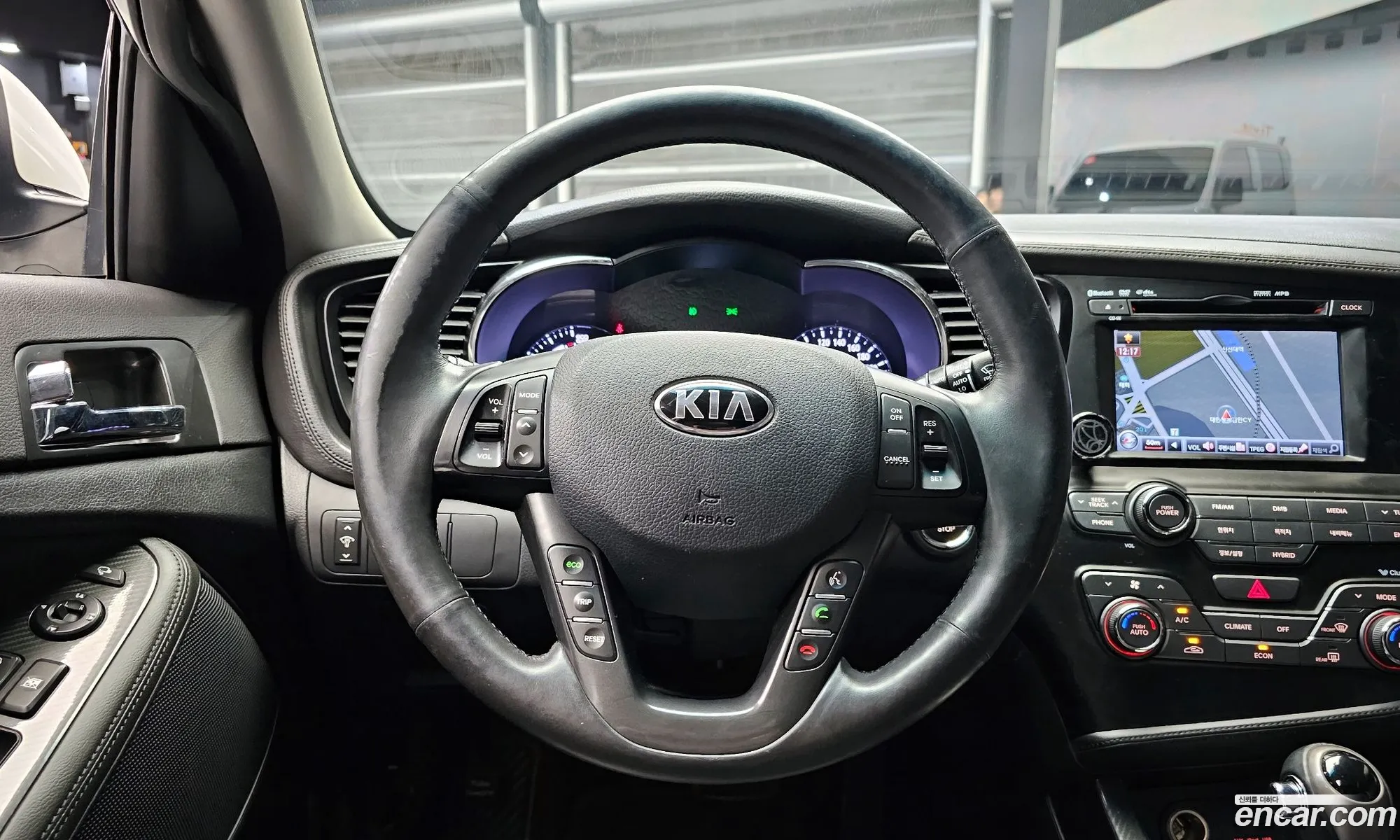 Kia K5 Hybrid 2012 — 13