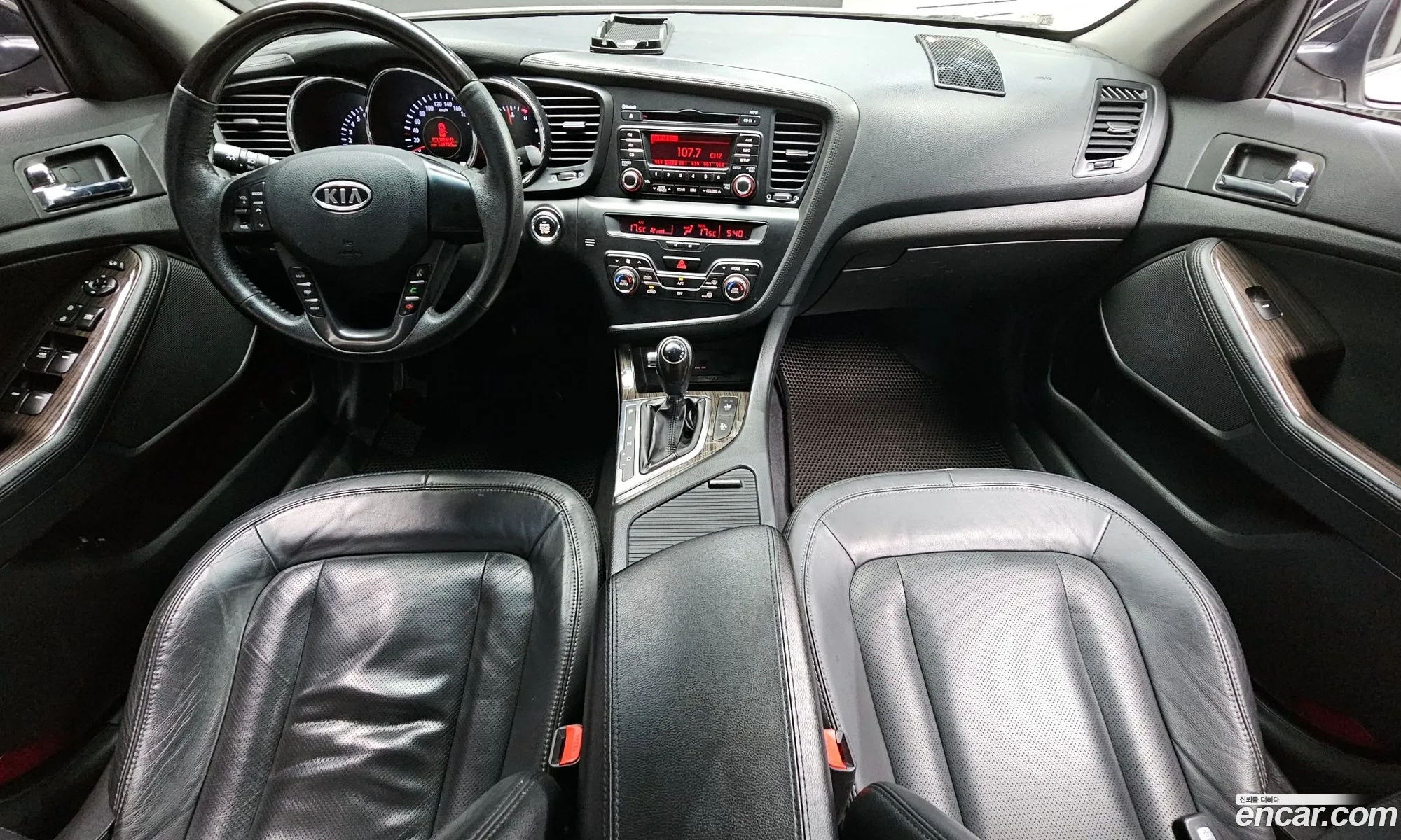 Kia K5 2010 — 20