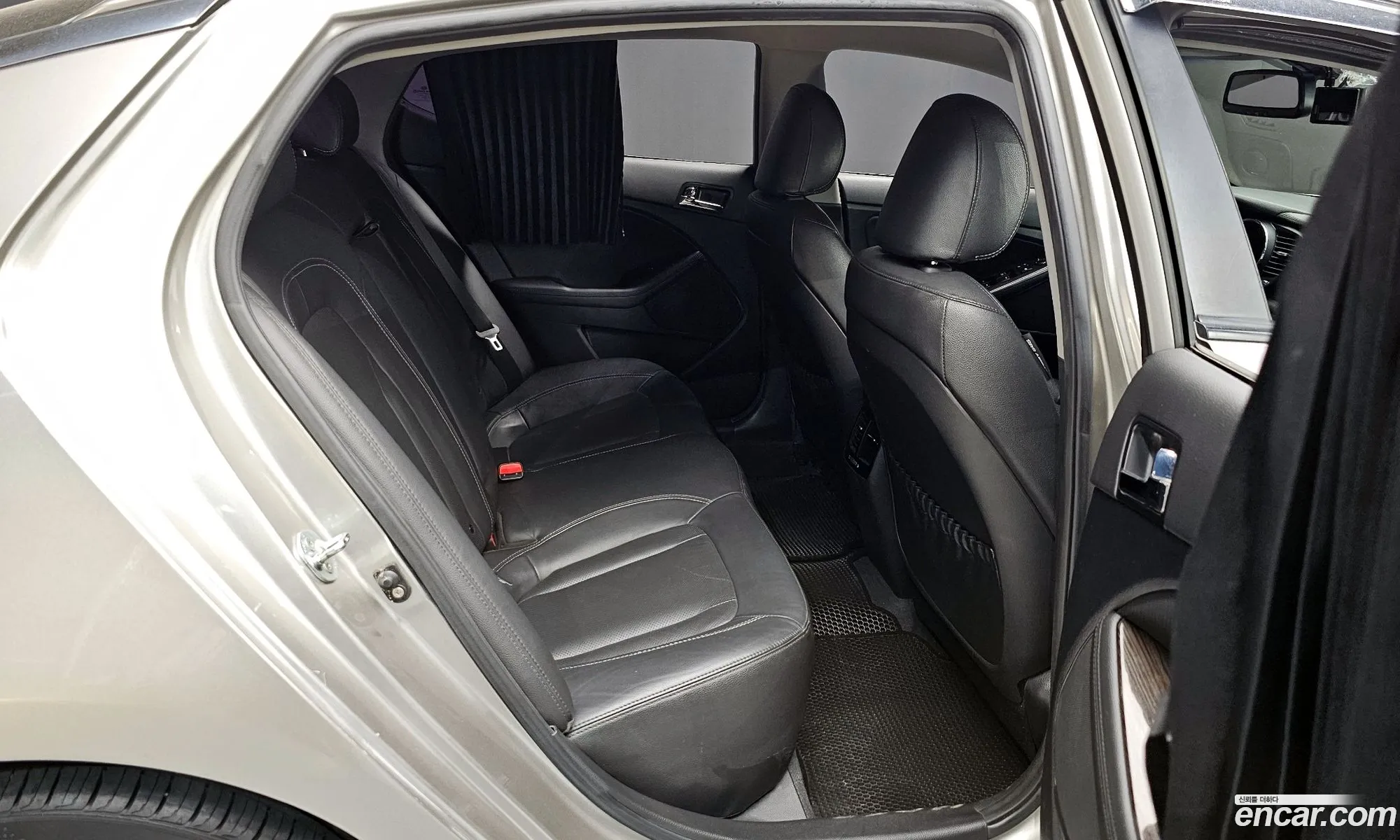 Kia K5 2010 — 5