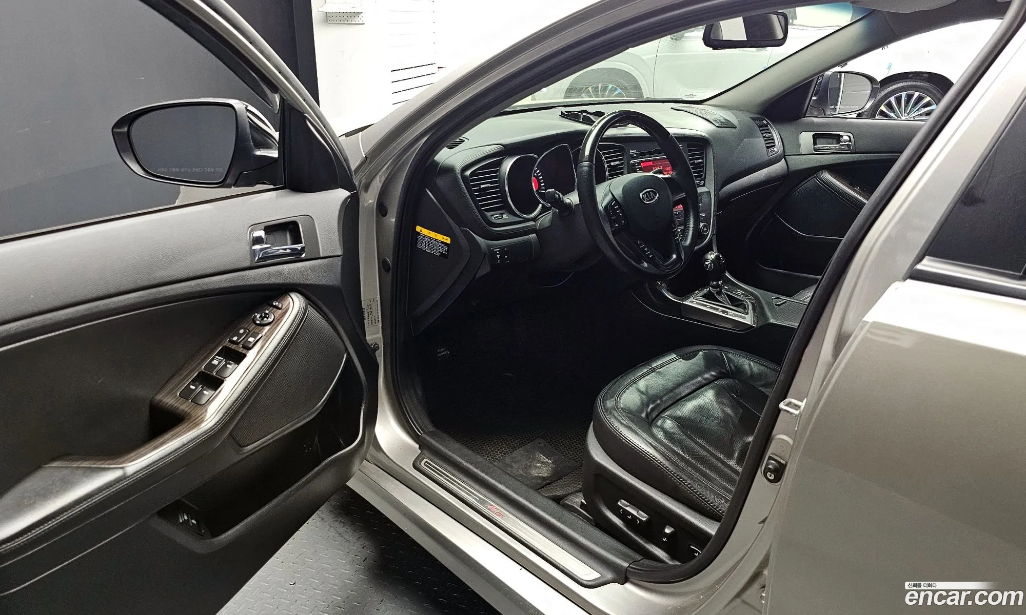 Kia K5 2010 — 4