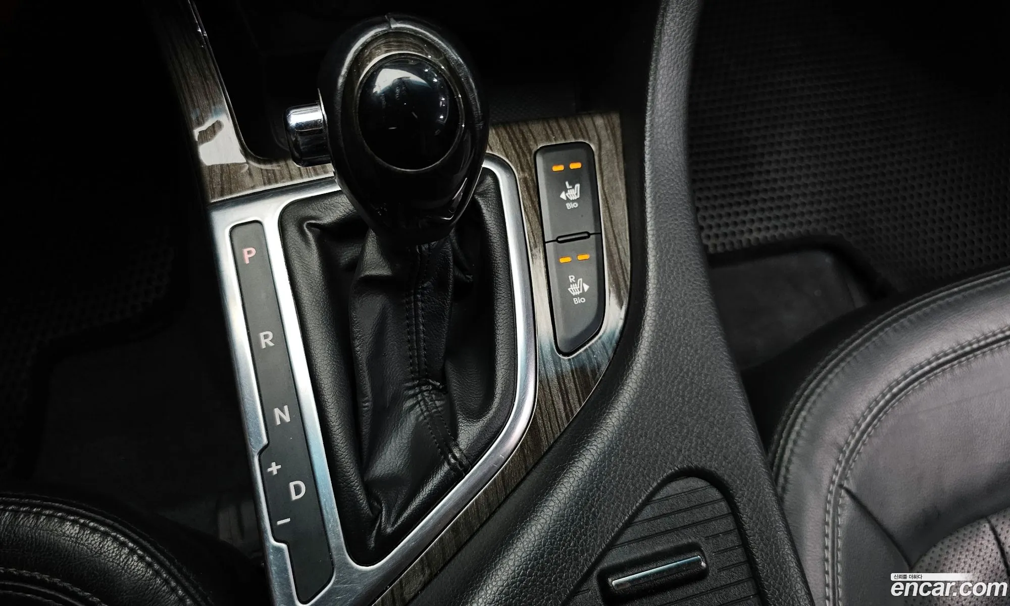 Kia K5 2010 — 2