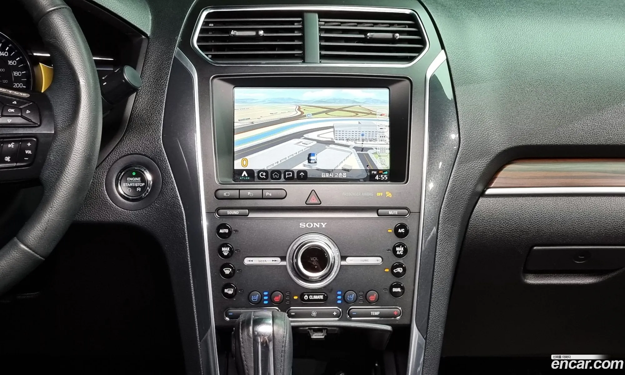 Ford Explorer 2019 — 17