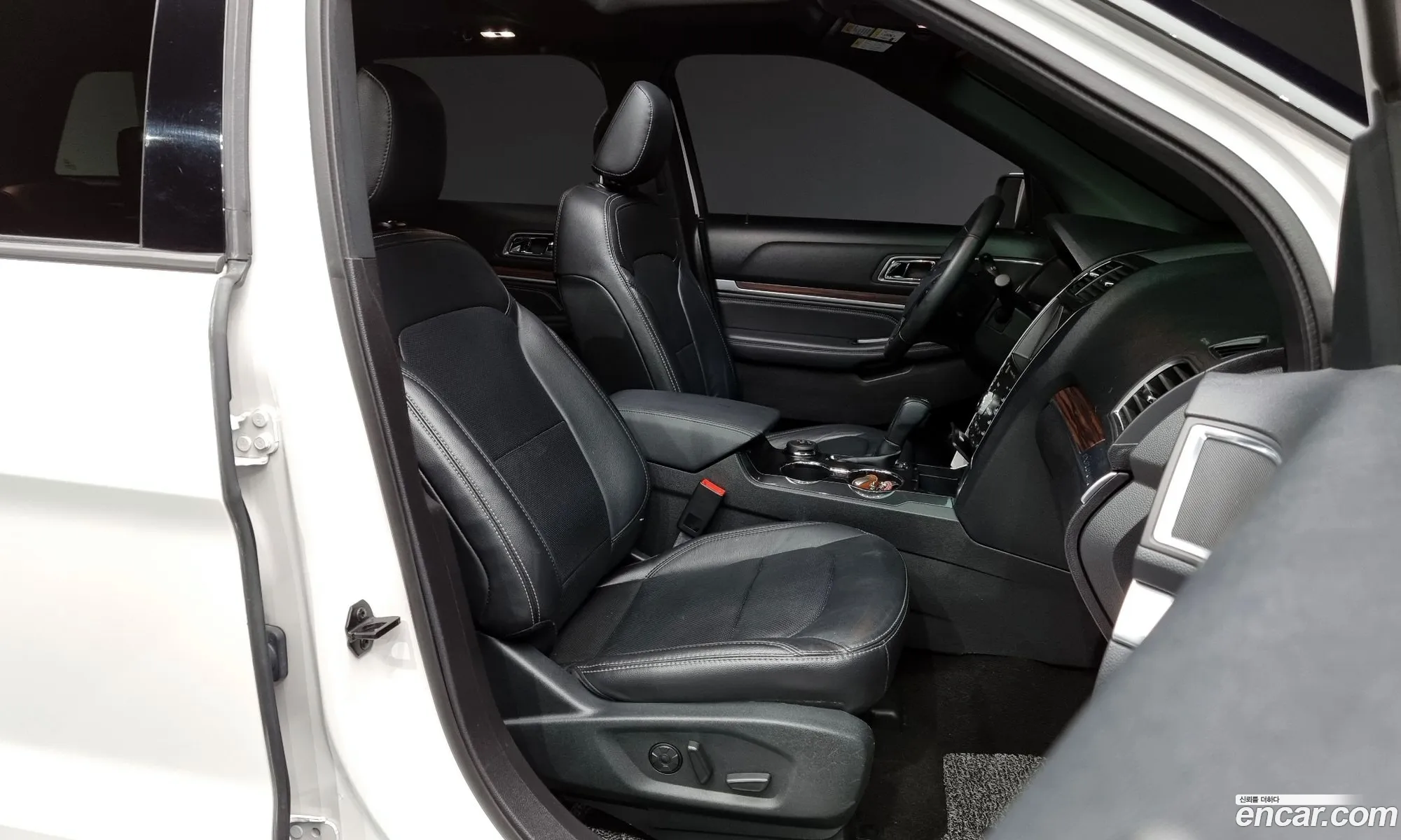 Ford Explorer 2019 — 11