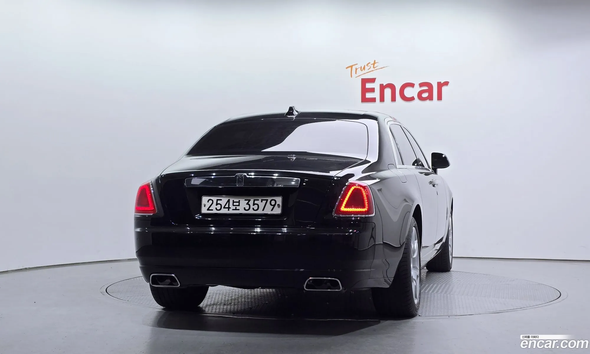 Rolls-Royce Ghost 2020 SCAXZ4102LUX70876 — 3