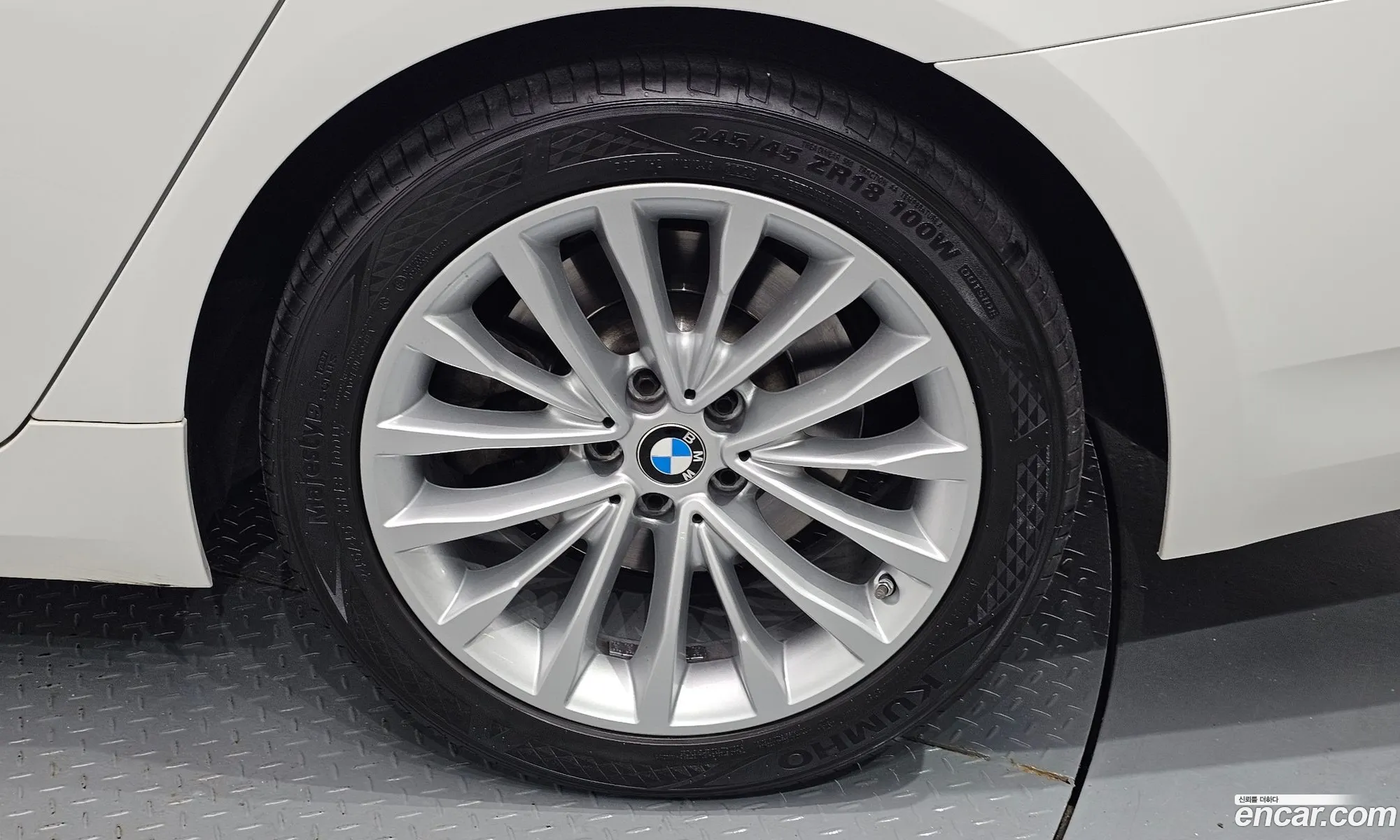 BMW 5 Series 2020 WBA71BH09MWW87684 — 3