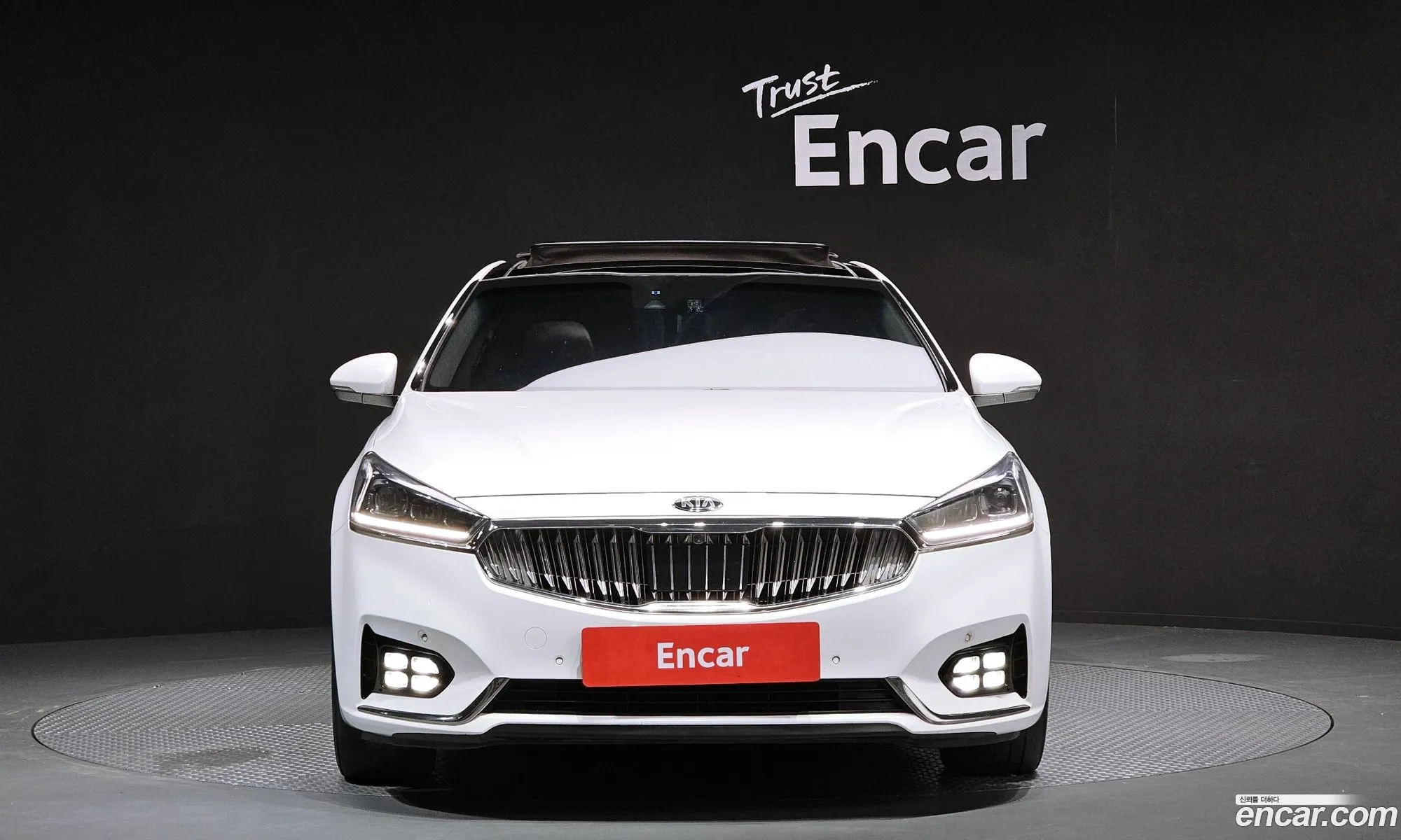 Kia K7 2017 — 14