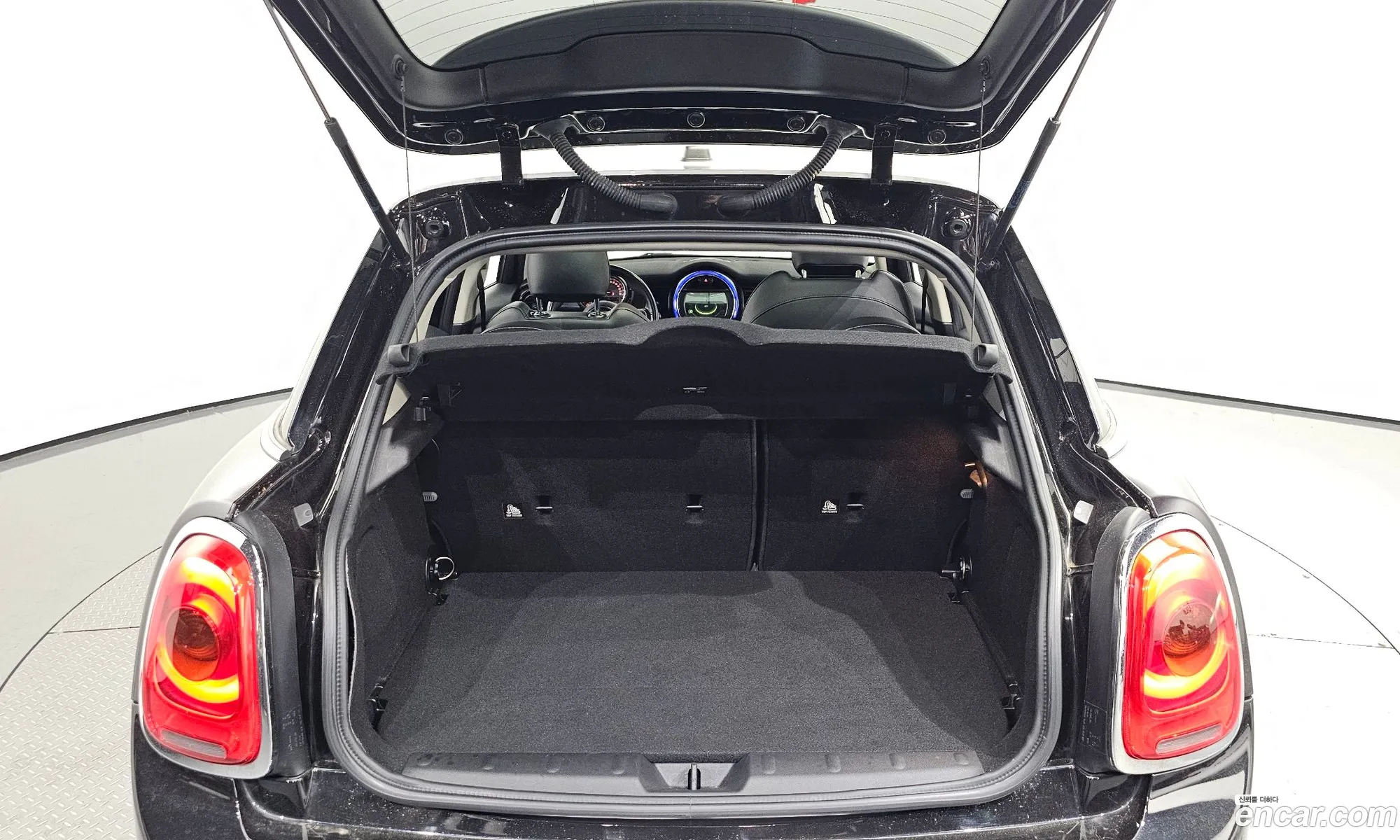 Mini Cooper D 2016 — 12