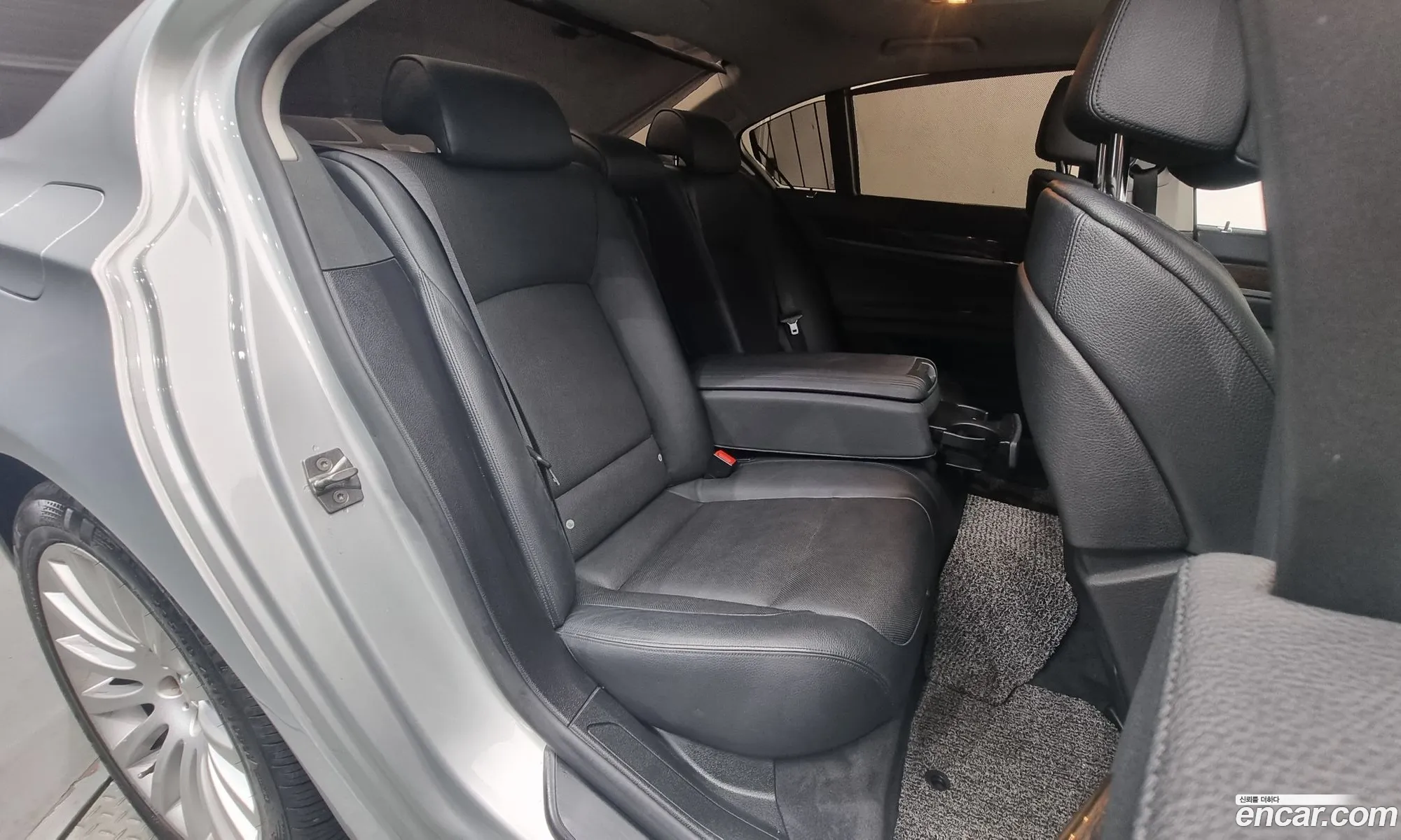 BMW 7 Series 2011 WBAKM2100BC616044 — 11