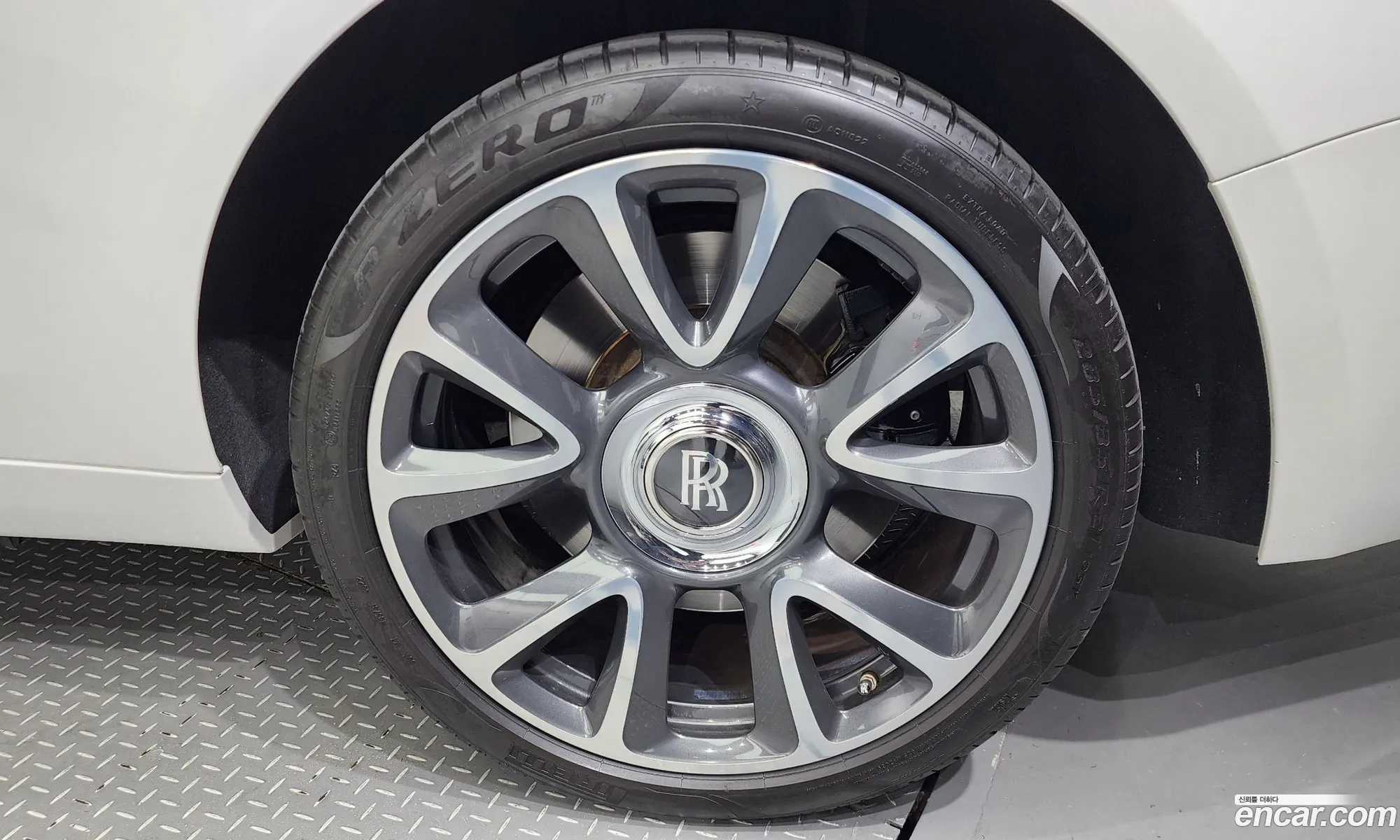Rolls-Royce Wraith 2019 26262636262626363 — 12