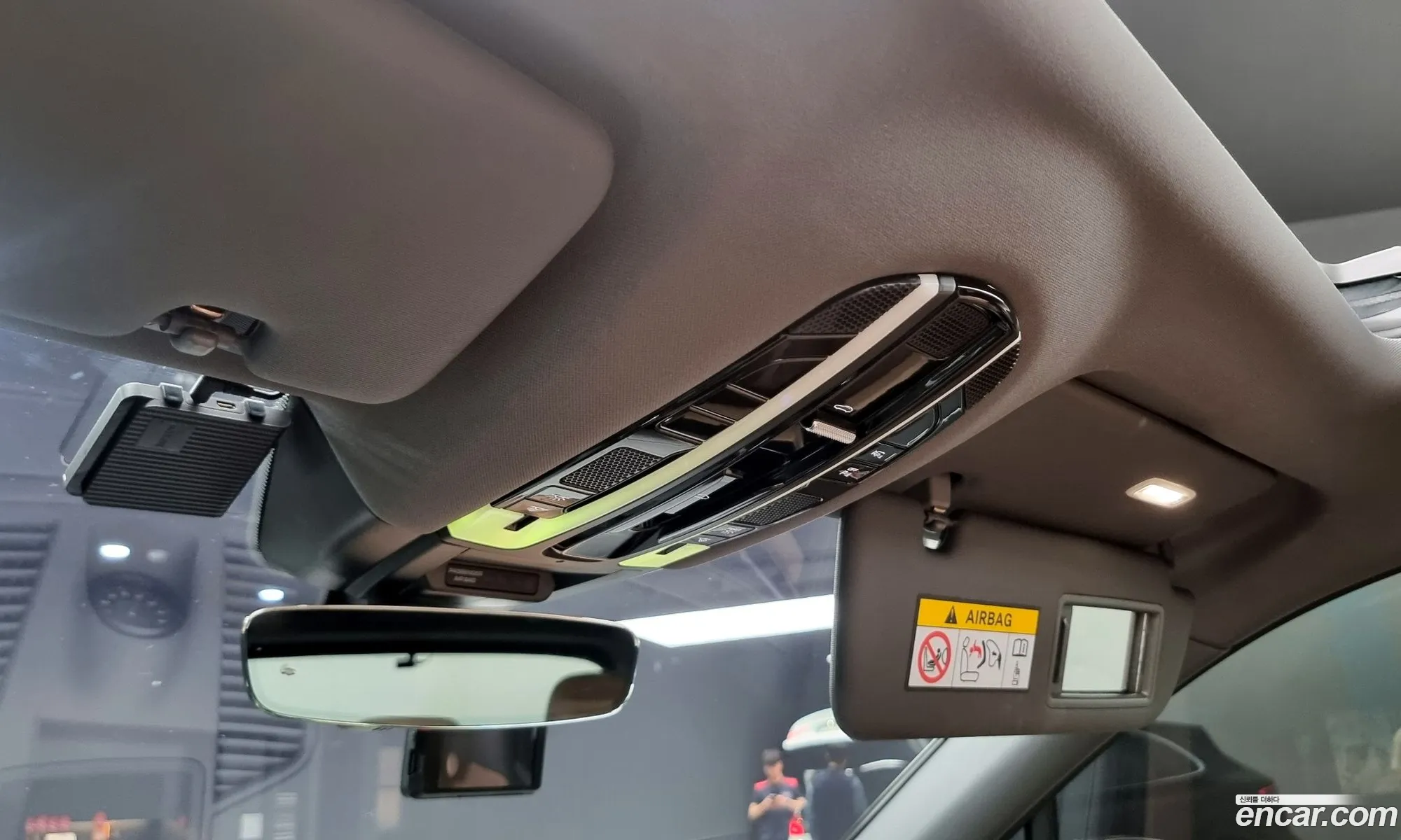 Porsche Cayenne 2020 WP1AA29YXLDA10617 — 18