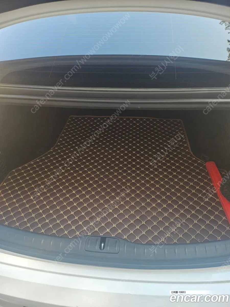 Genesis G80 2023 — 2
