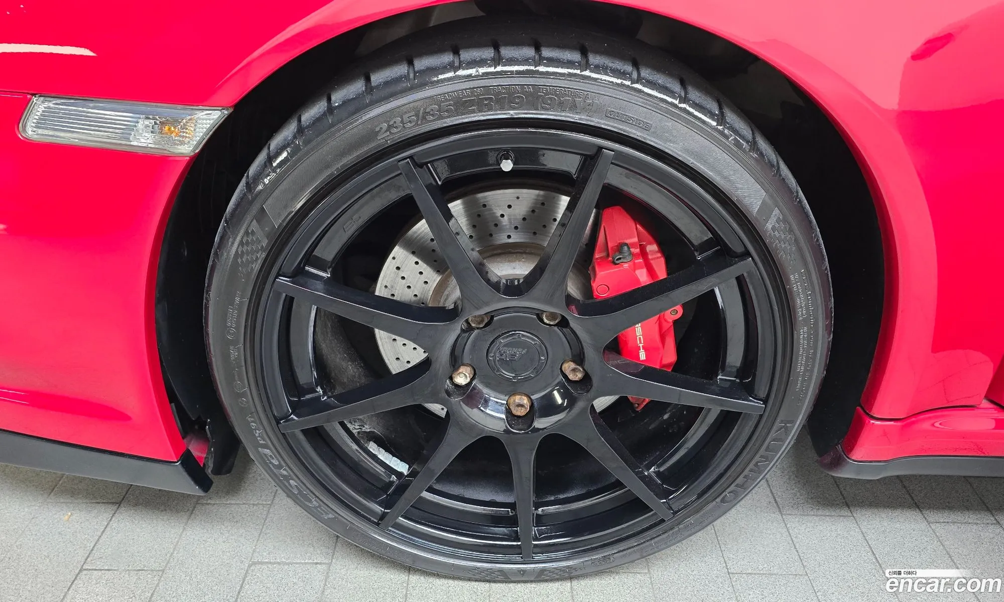 Porsche 911 2006 WP0CB29986S767015 — 4