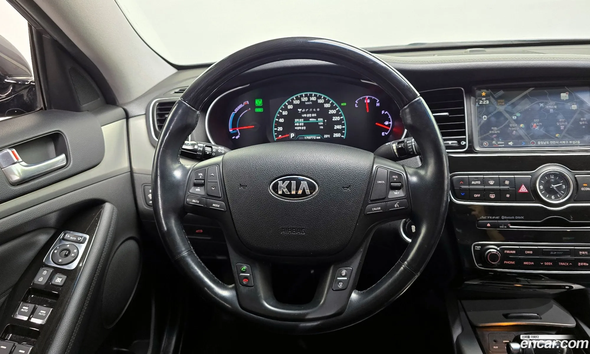 Kia K7 Hybrid 2014 — 11