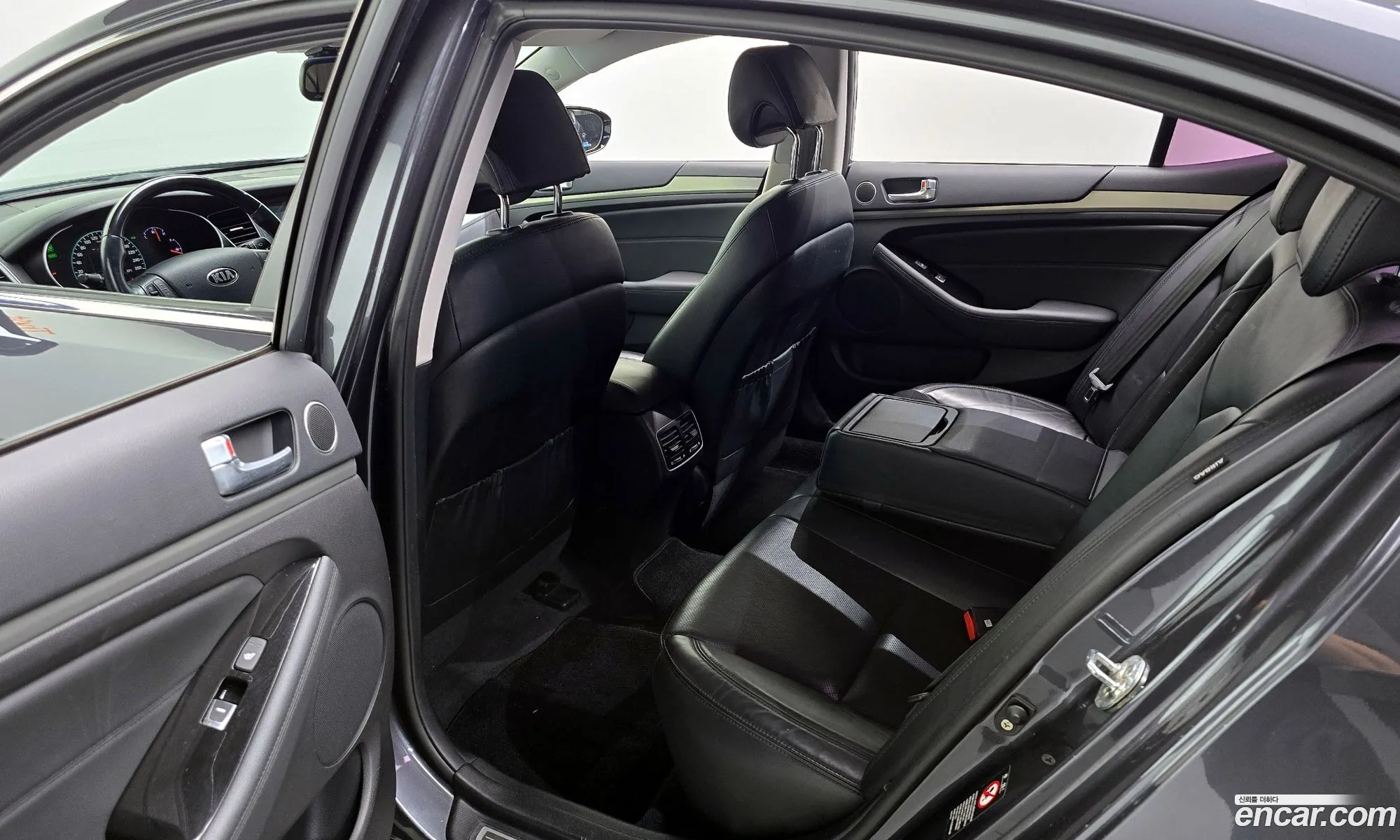 Kia K7 Hybrid 2014 — 7