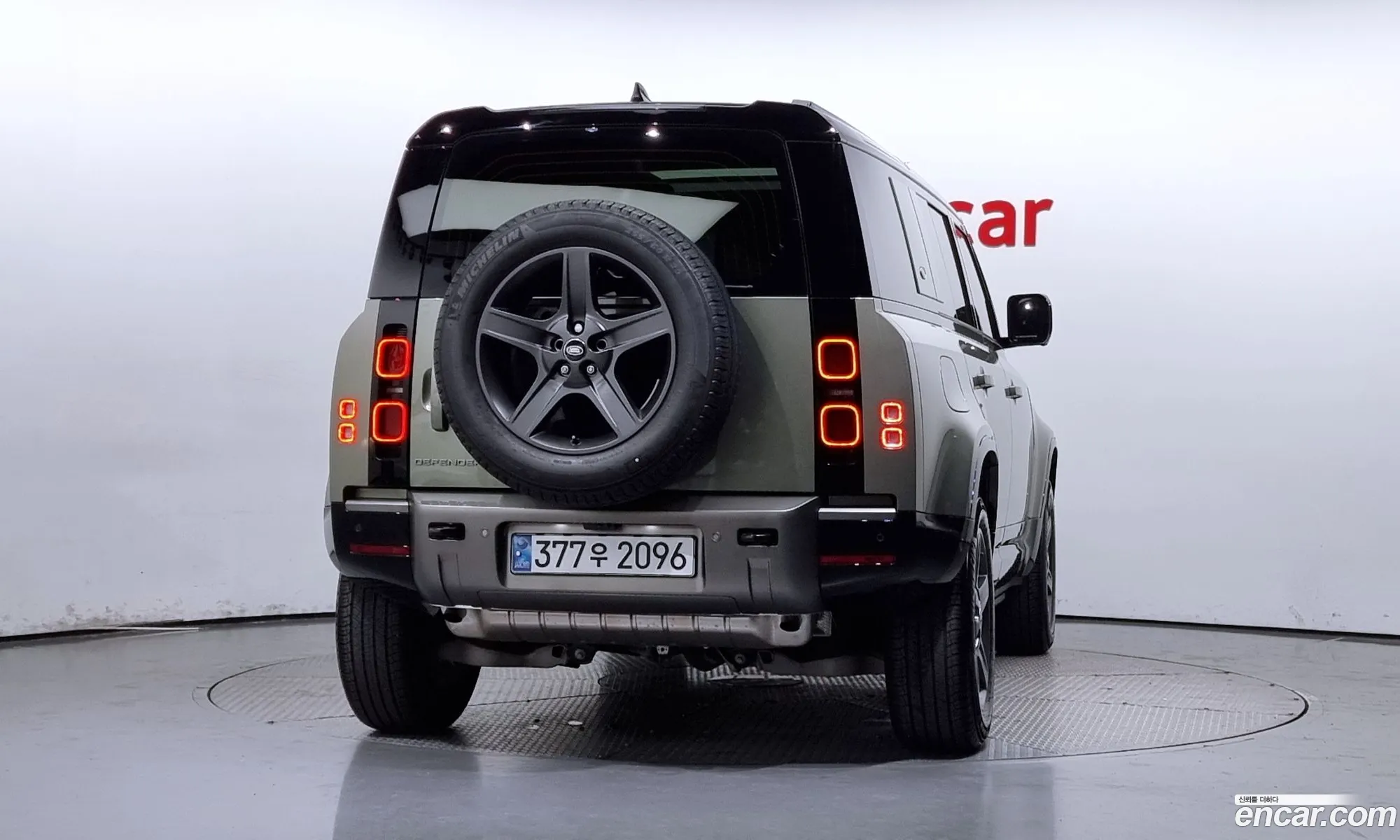 Land Rover Defender 2024 72373733737277237 — 4