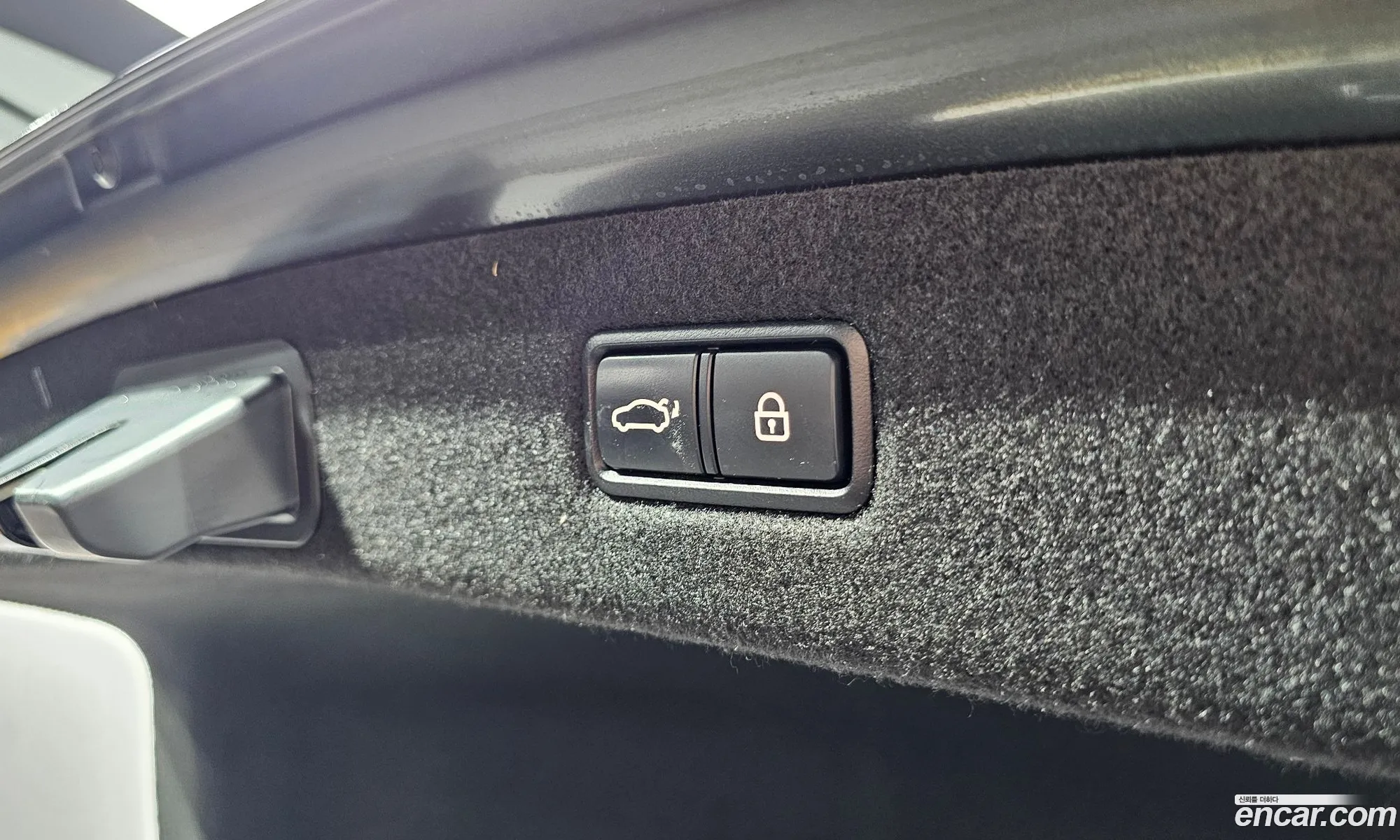 Genesis EQ900 2017 — 14