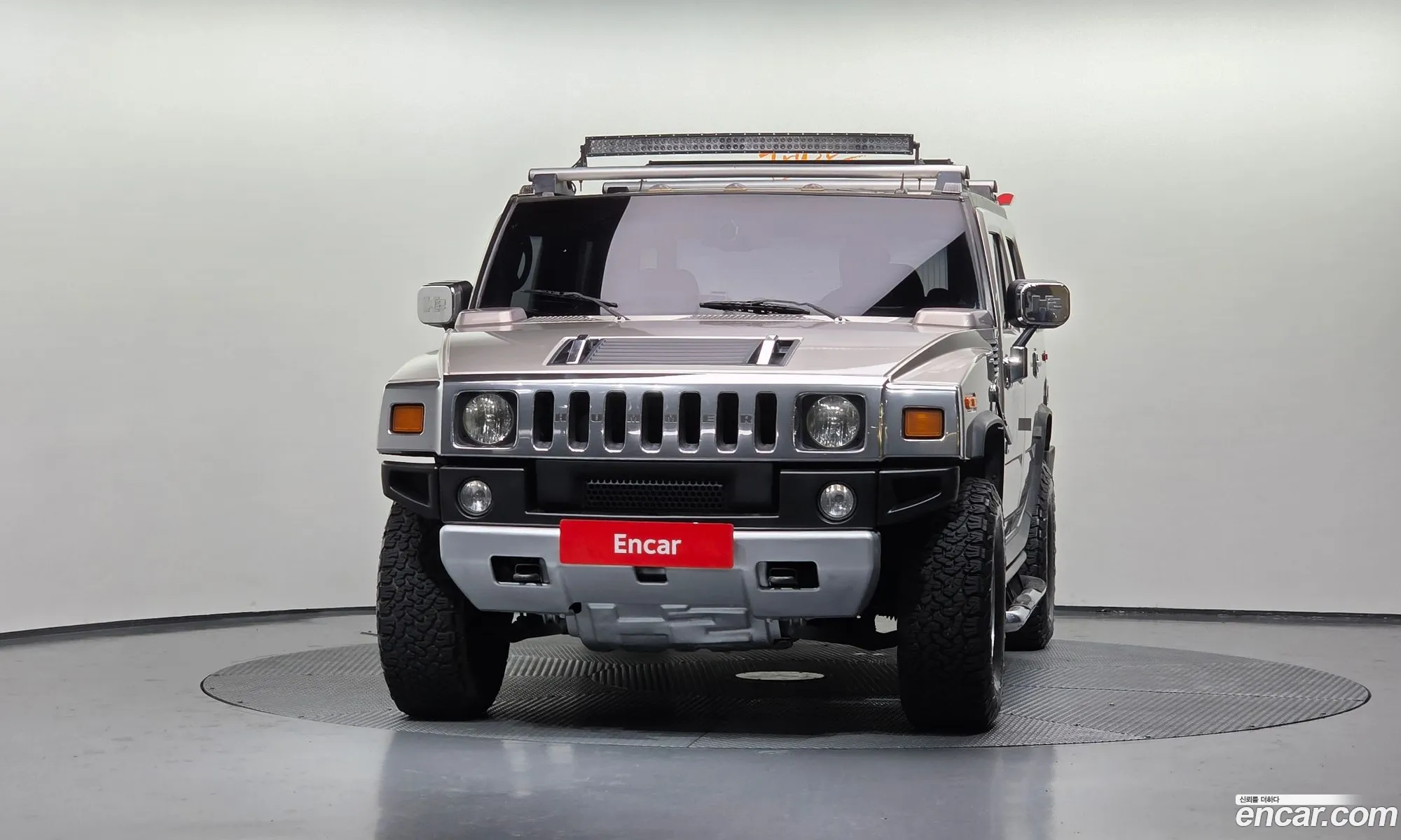Hummer H2 2005 5GRGN22U75H105007 — 16