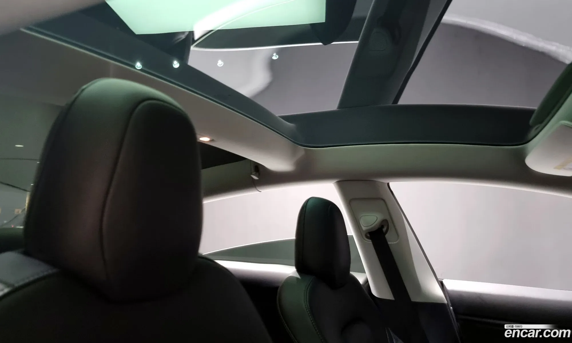 Tesla Model 3 2020 — 12