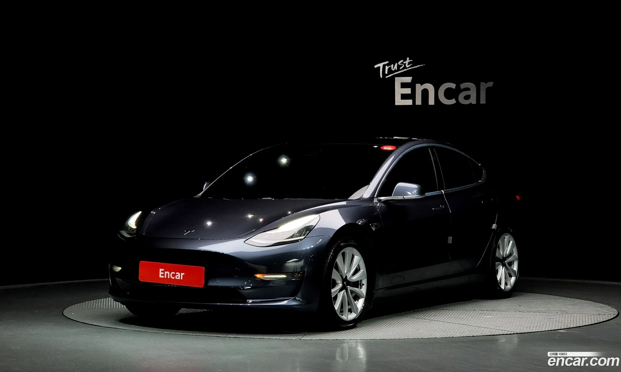 Tesla Model 3 2020 — 5