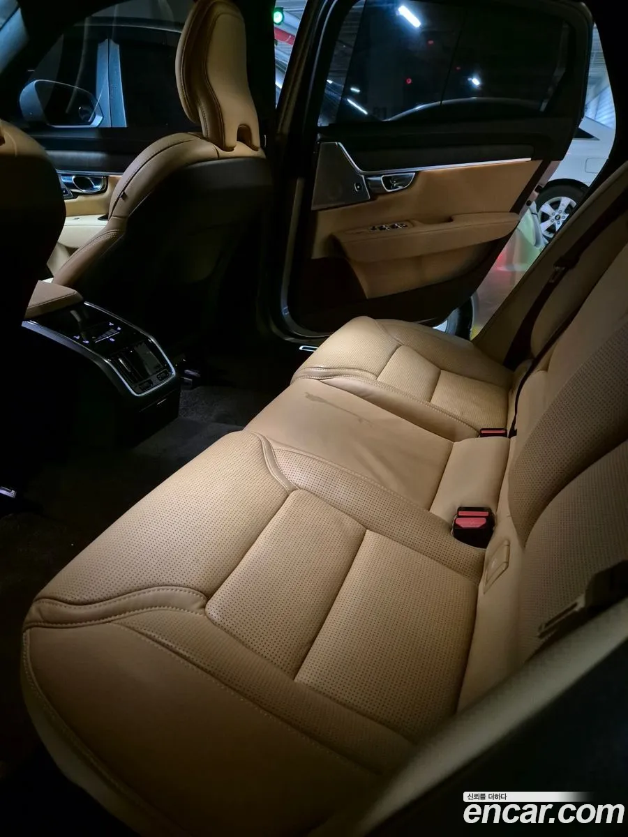 Volvo S90 2023 — 13