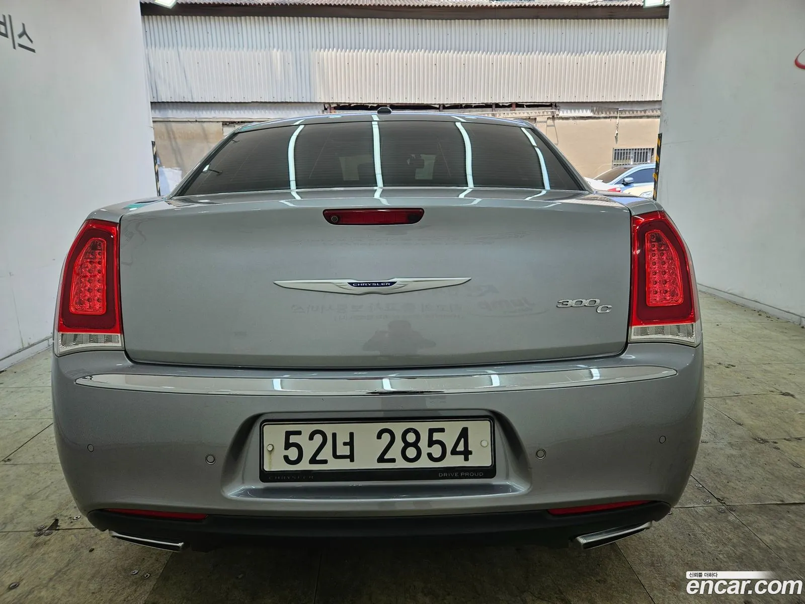 Chrysler 300C 2016 — 6