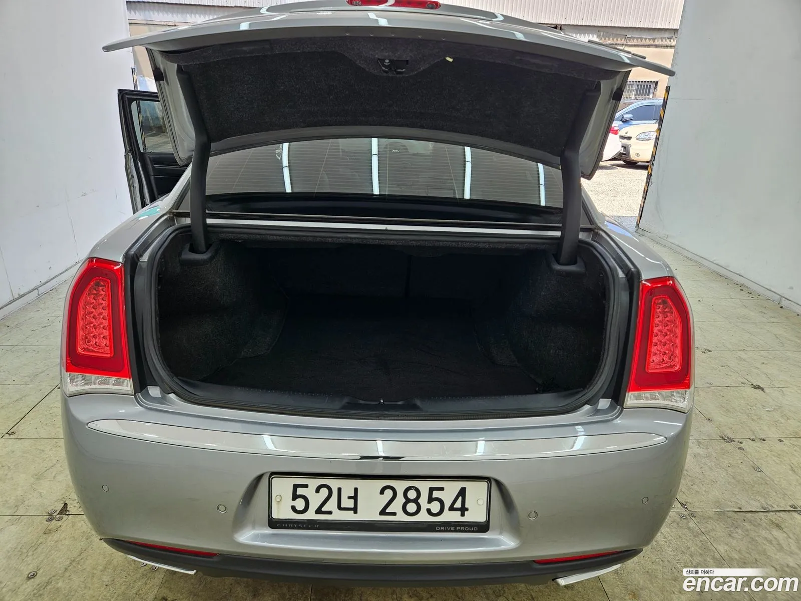 Chrysler 300C 2016 — 3
