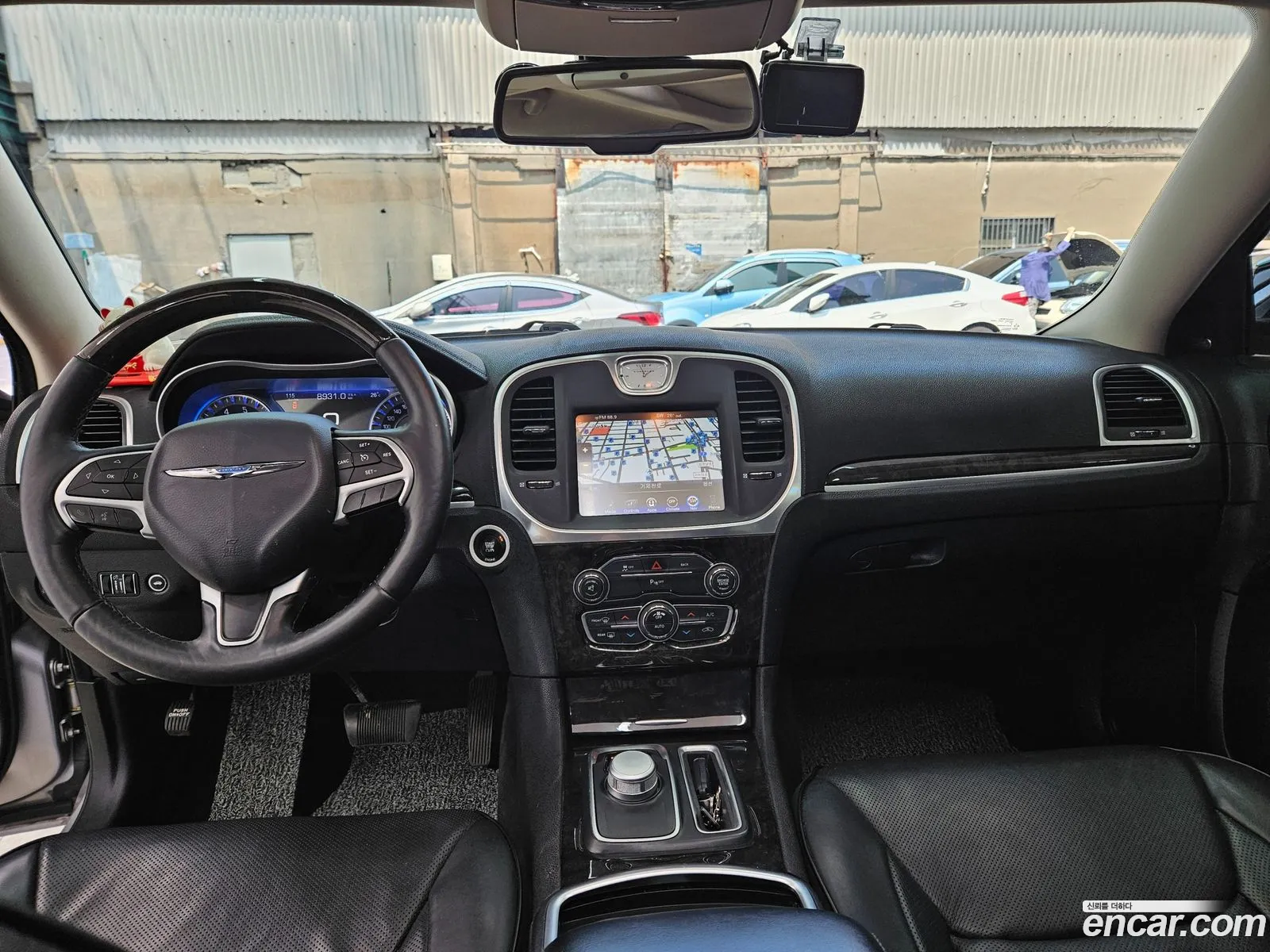 Chrysler 300C 2016 — 7