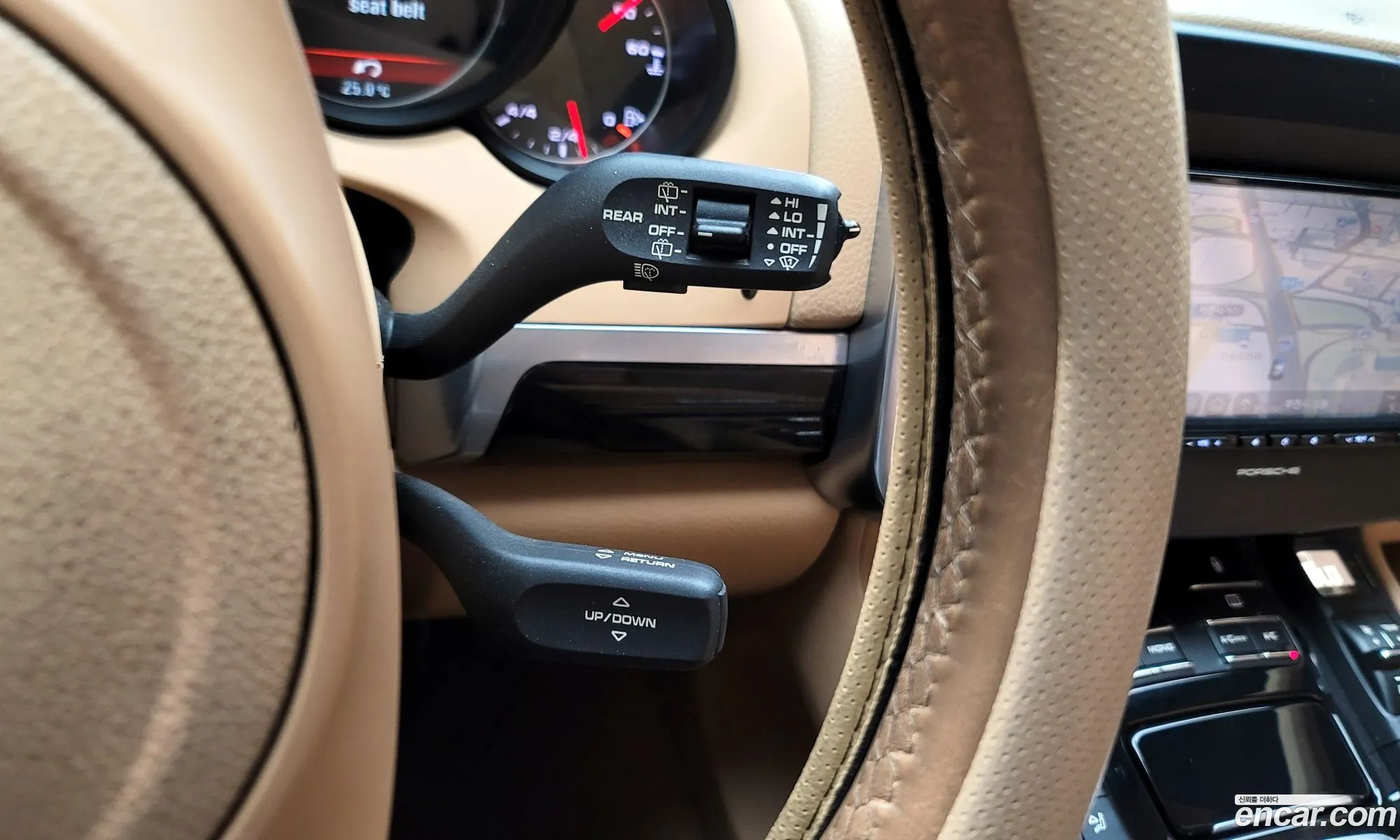Porsche Cayenne 2012 WP1ZZZ92ZCLA93614 — 10