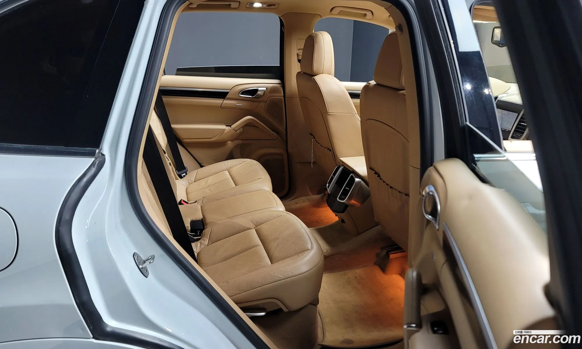Porsche Cayenne 2012 WP1ZZZ92ZCLA93614 — 12