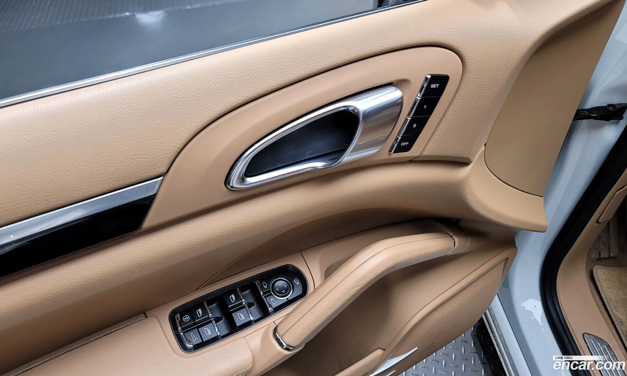 Porsche Cayenne 2012 WP1ZZZ92ZCLA93614 — 13
