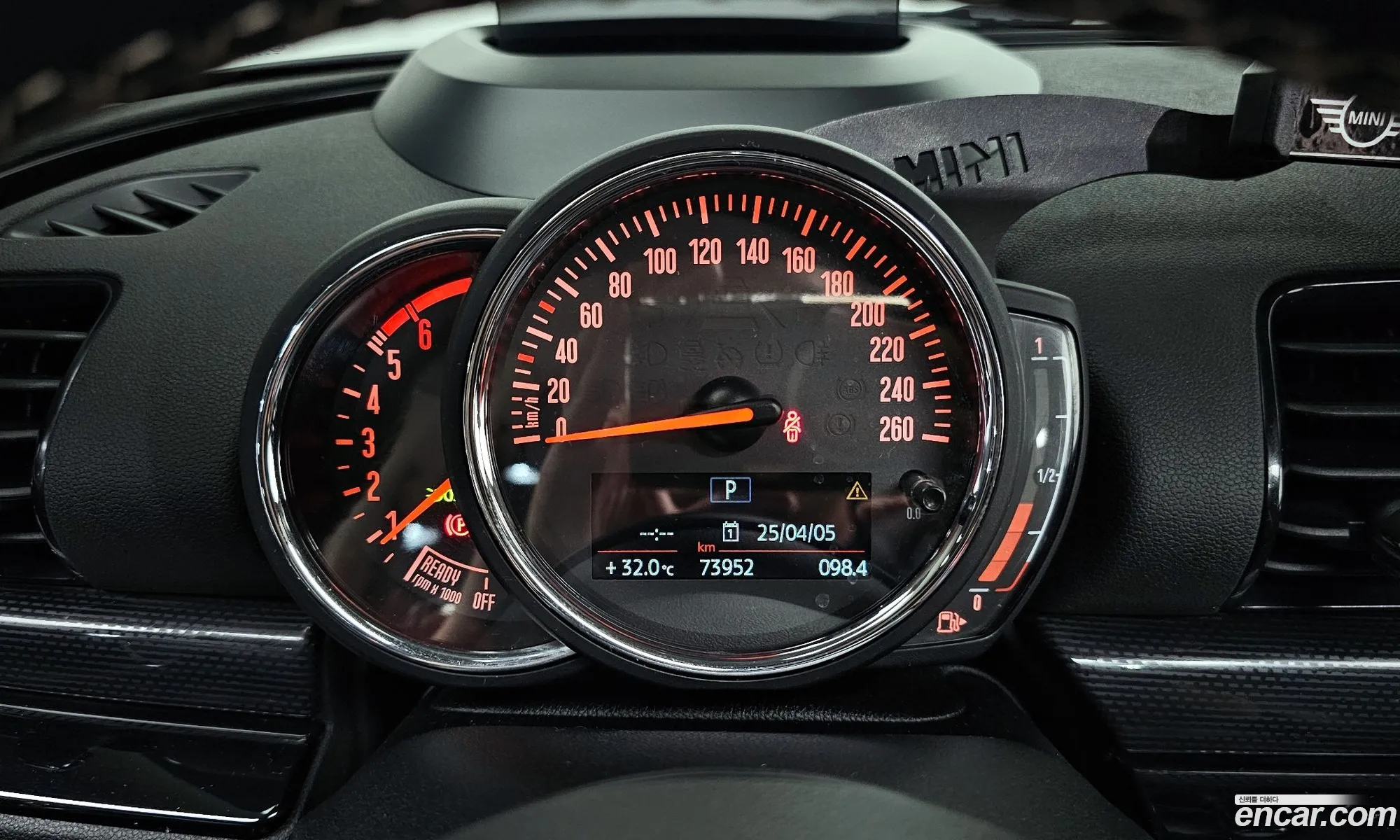 Mini Cooper D Clubman 2019 — 2