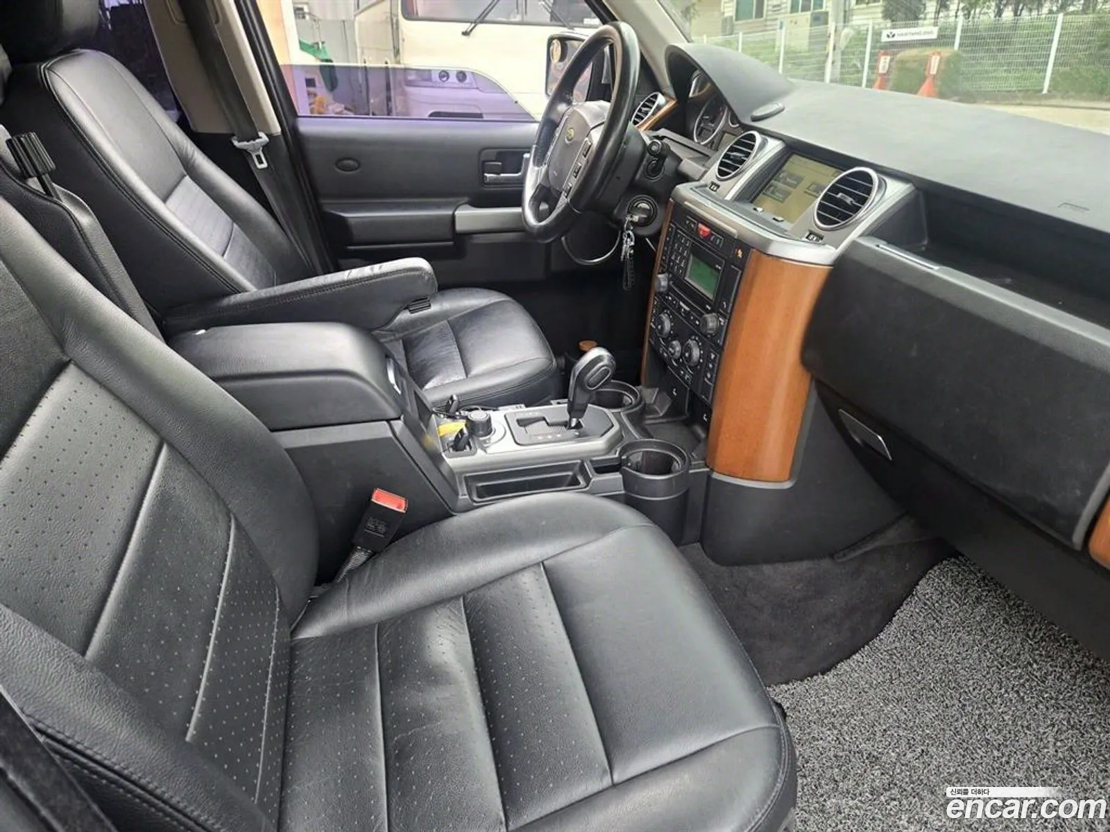 Land Rover Discovery 3 2008 — 11