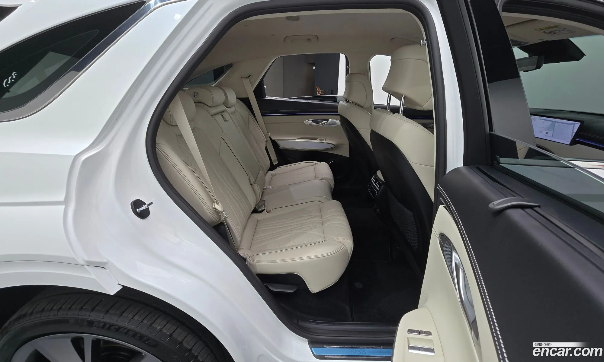 Genesis GV70 2024 — 9