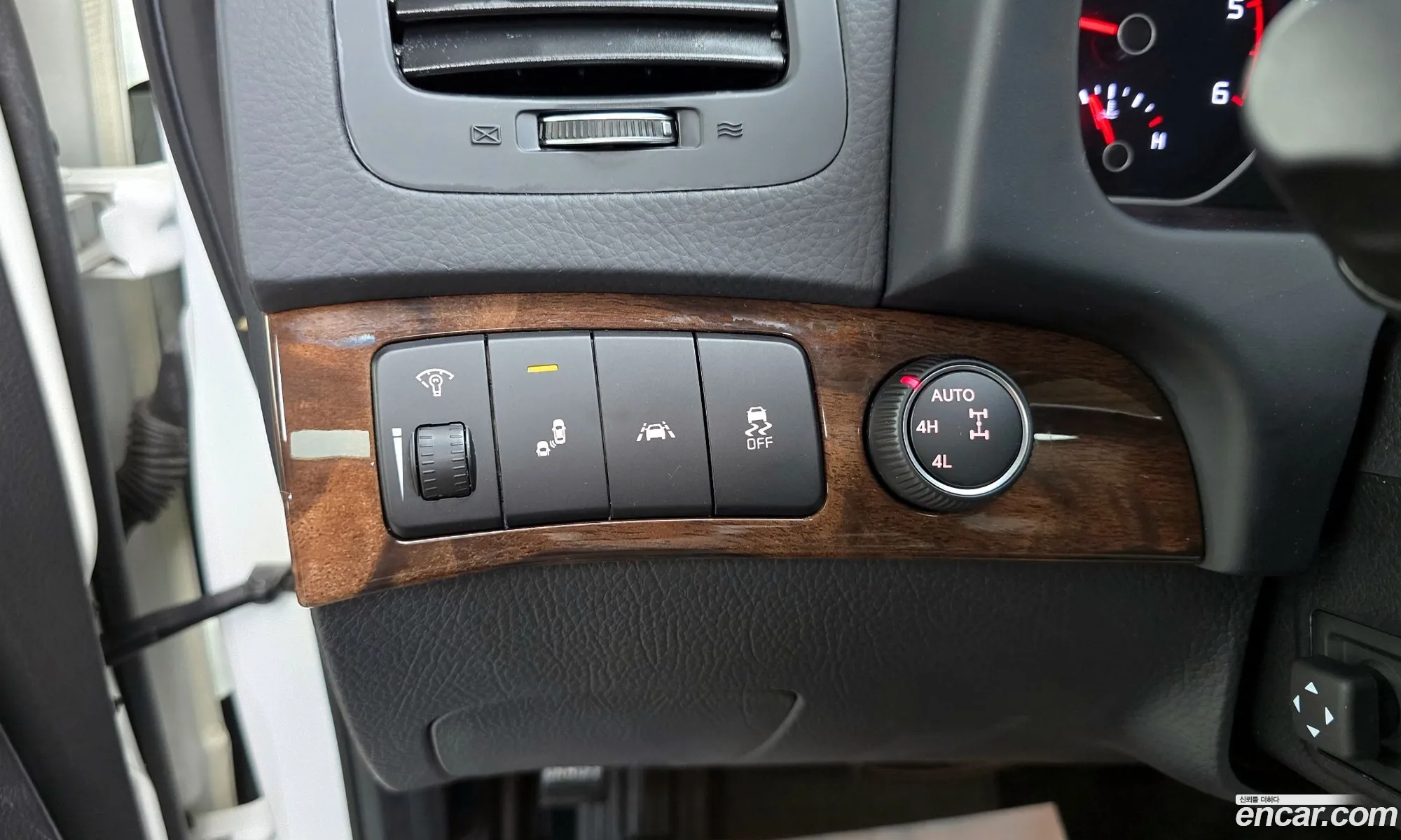 Kia Mohave 2017 — 11